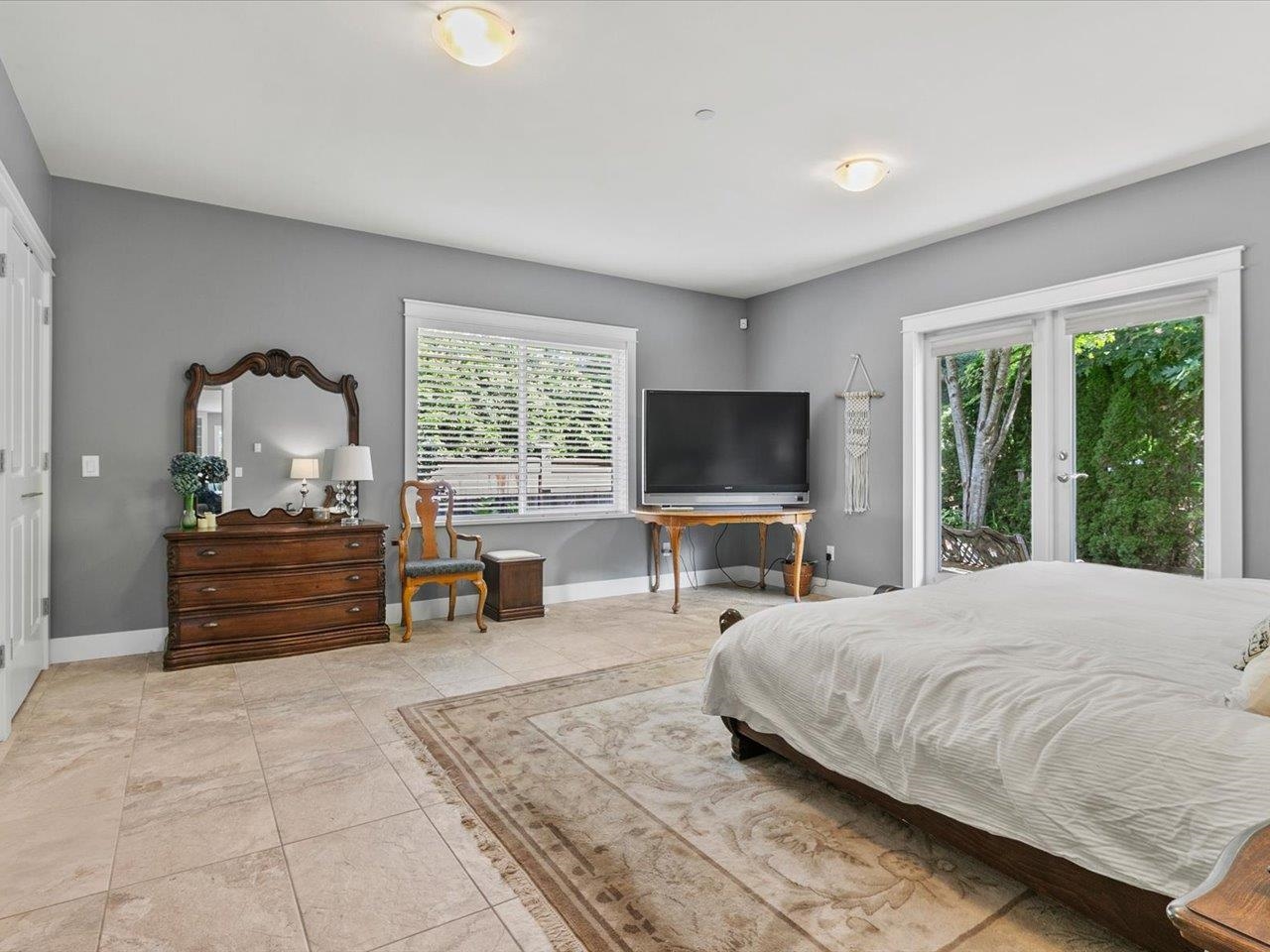 Listing image of 320 MOYNE DRIVE