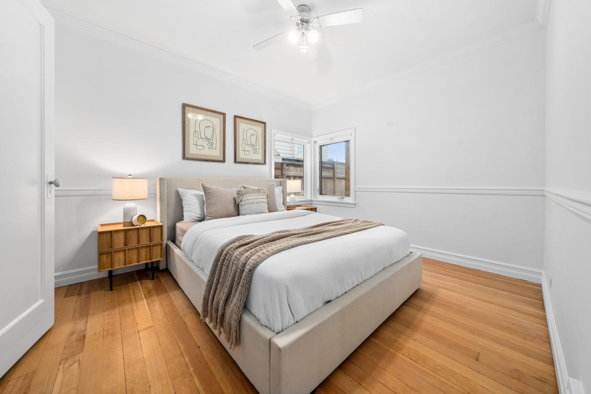 Listing image of 1183 W 21ST STREET