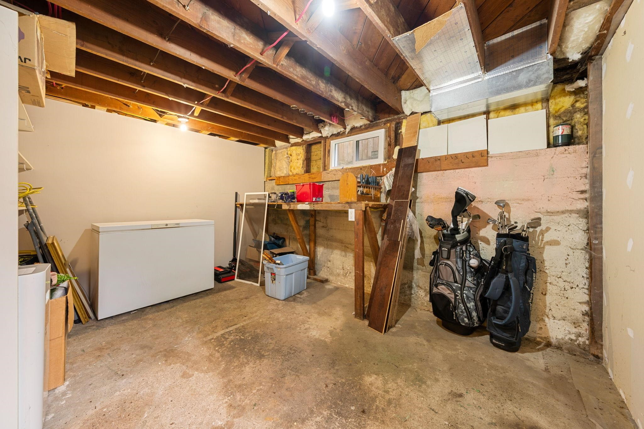 Listing image of 1183 W 21ST STREET