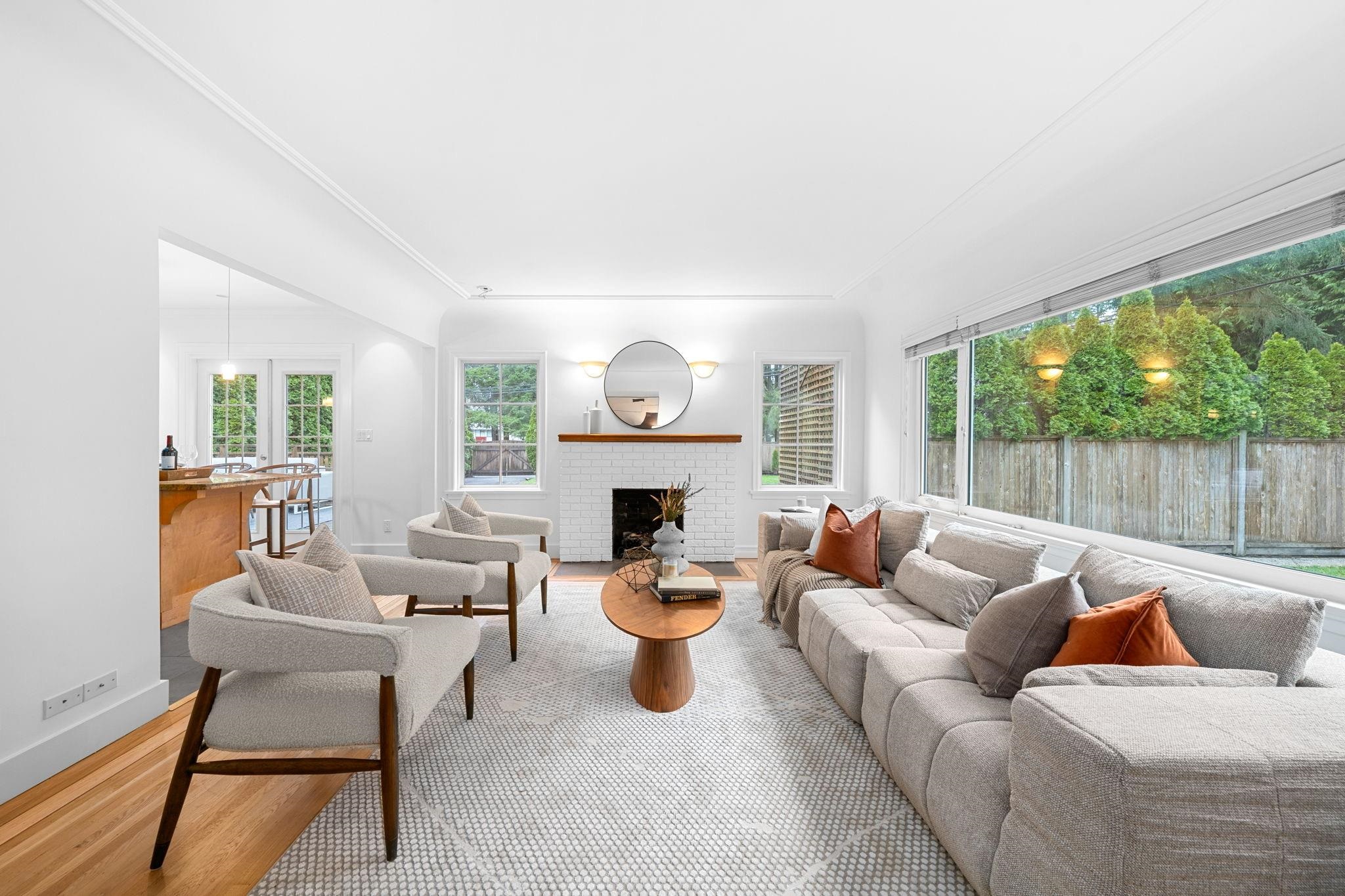 Listing image of 1183 W 21ST STREET