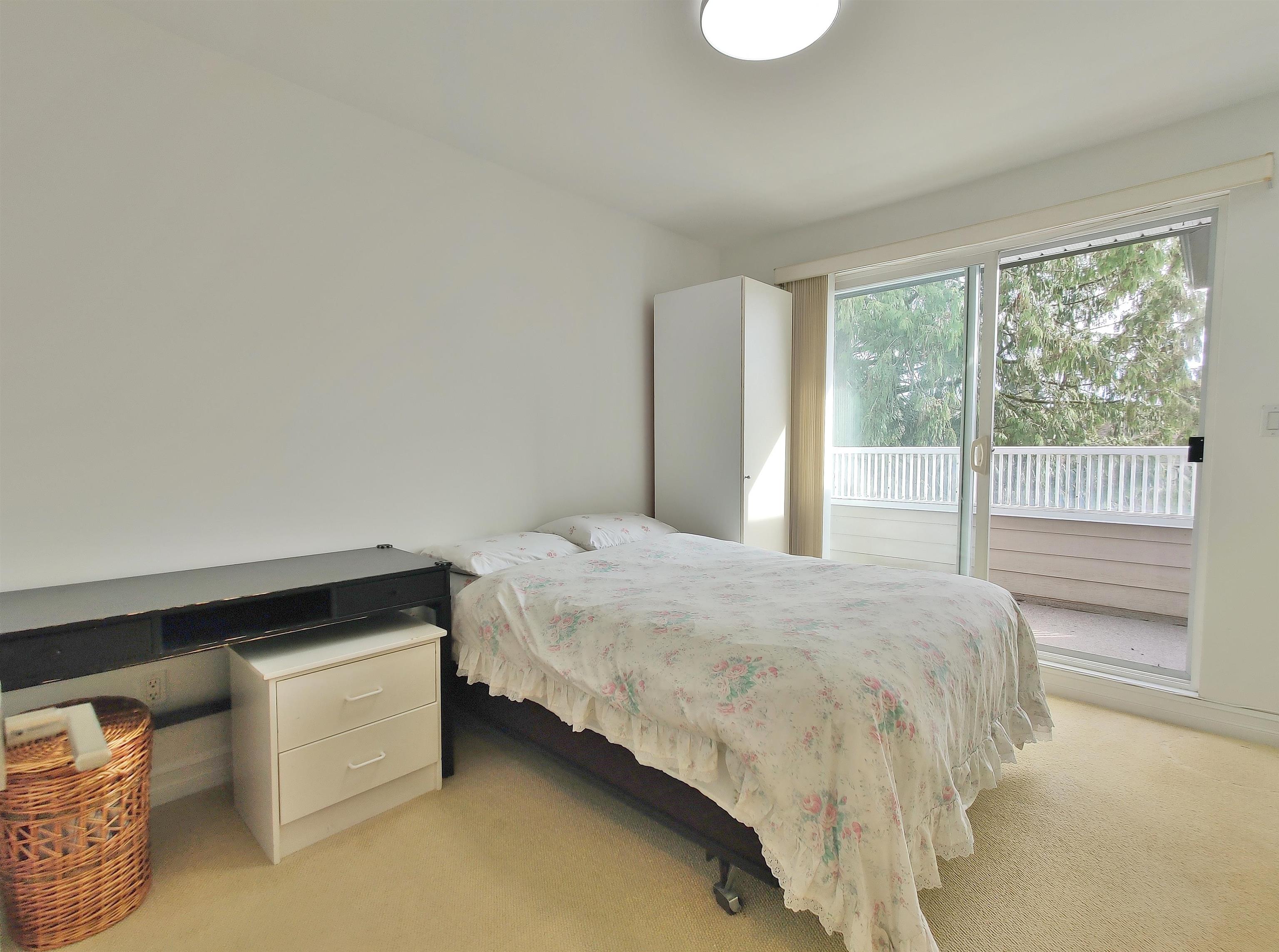 Listing image of 561 W 28TH STREET