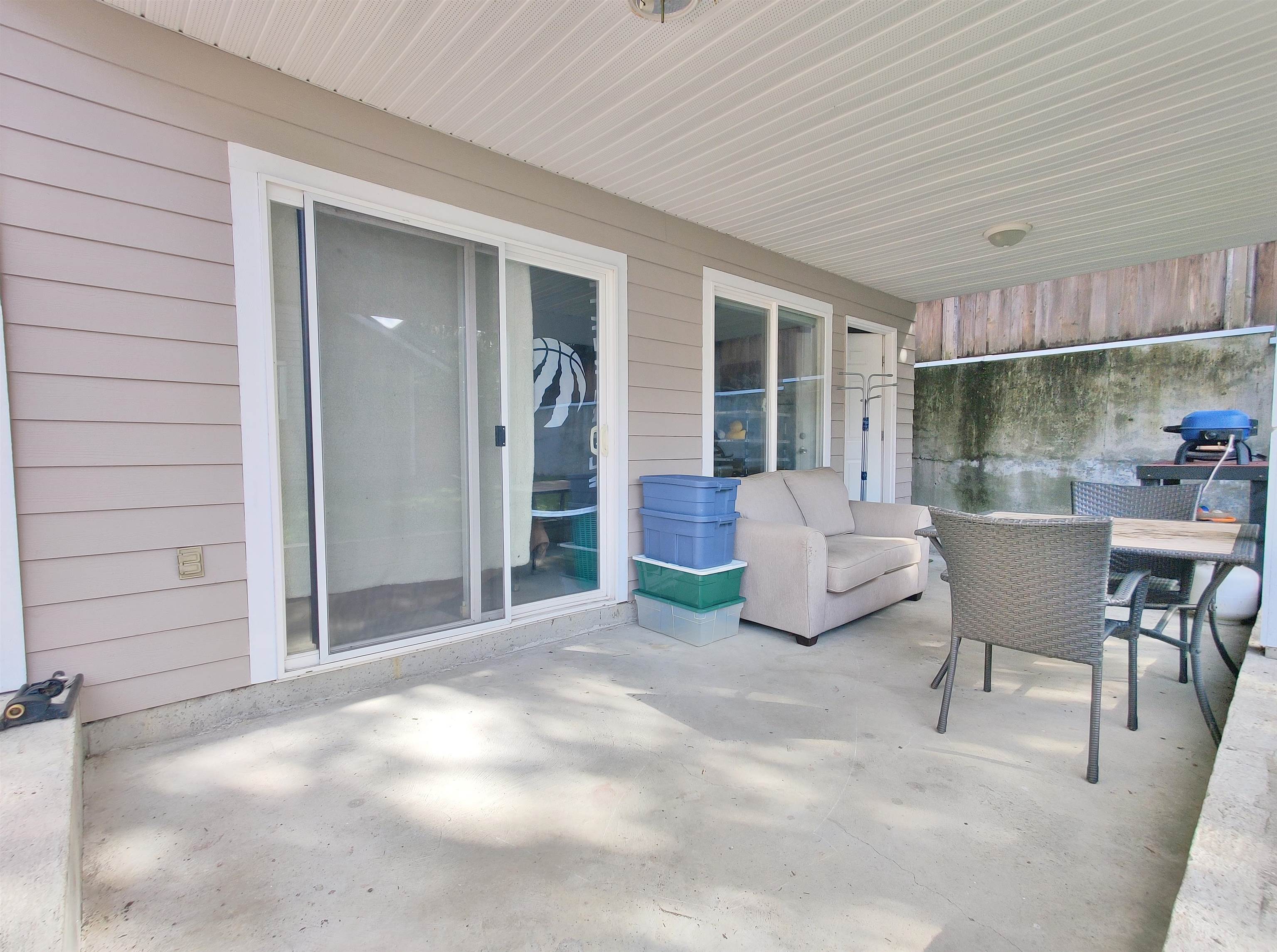 Listing image of 561 W 28TH STREET