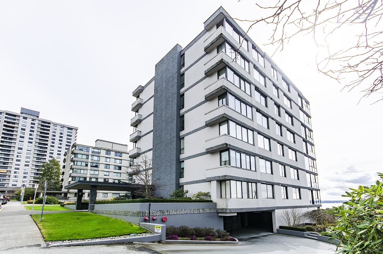 Listing image of 203 2108 ARGYLE AVENUE