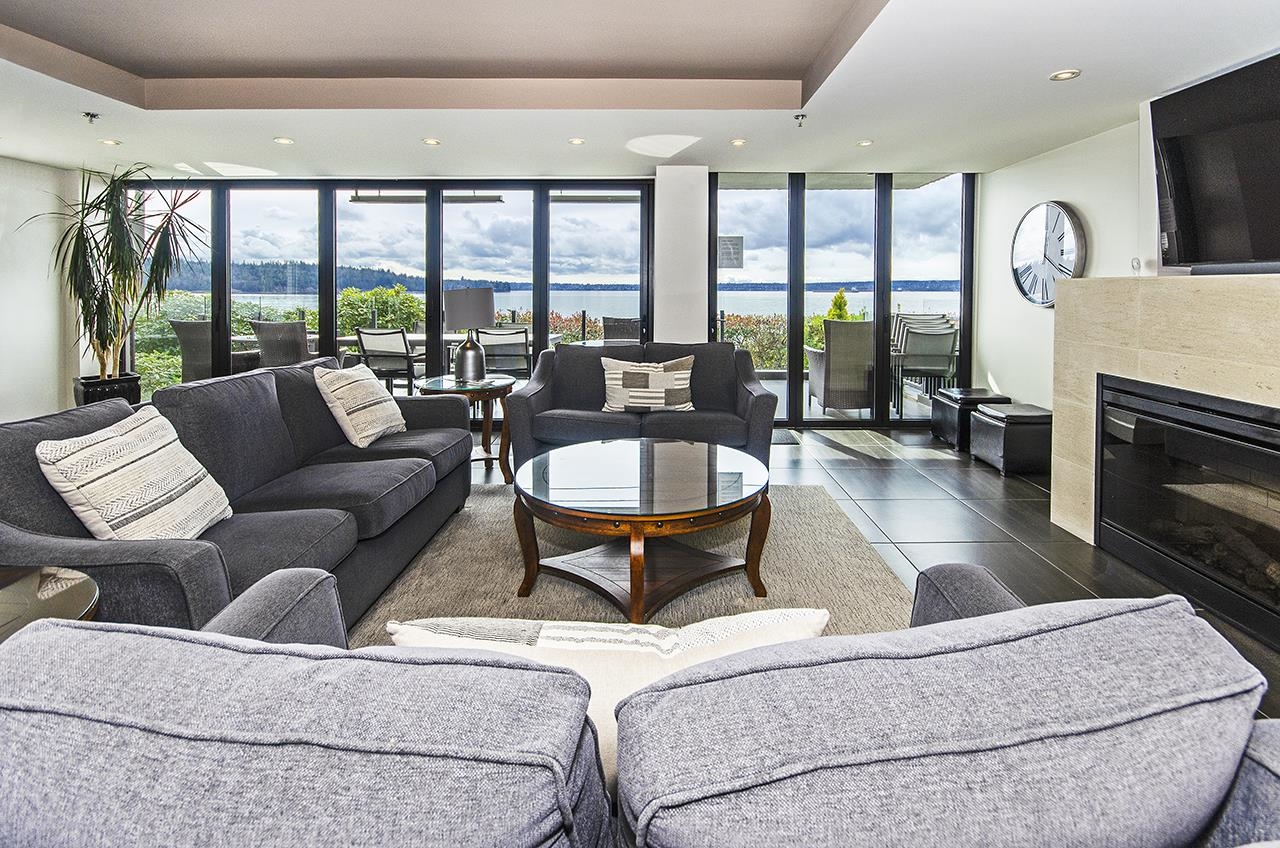 Listing image of 203 2108 ARGYLE AVENUE
