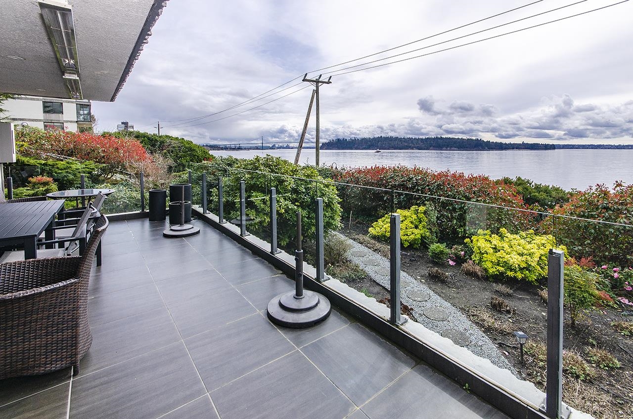 Listing image of 203 2108 ARGYLE AVENUE