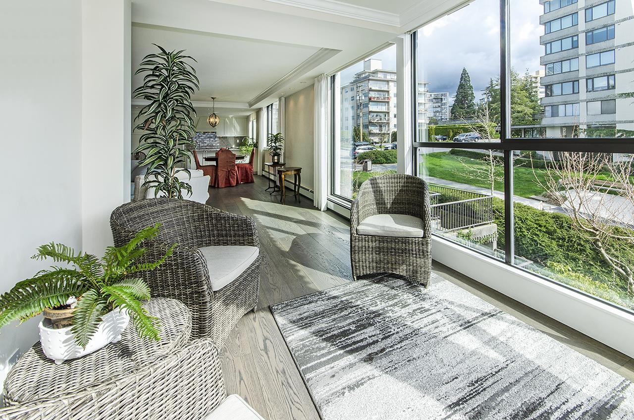 Listing image of 203 2108 ARGYLE AVENUE
