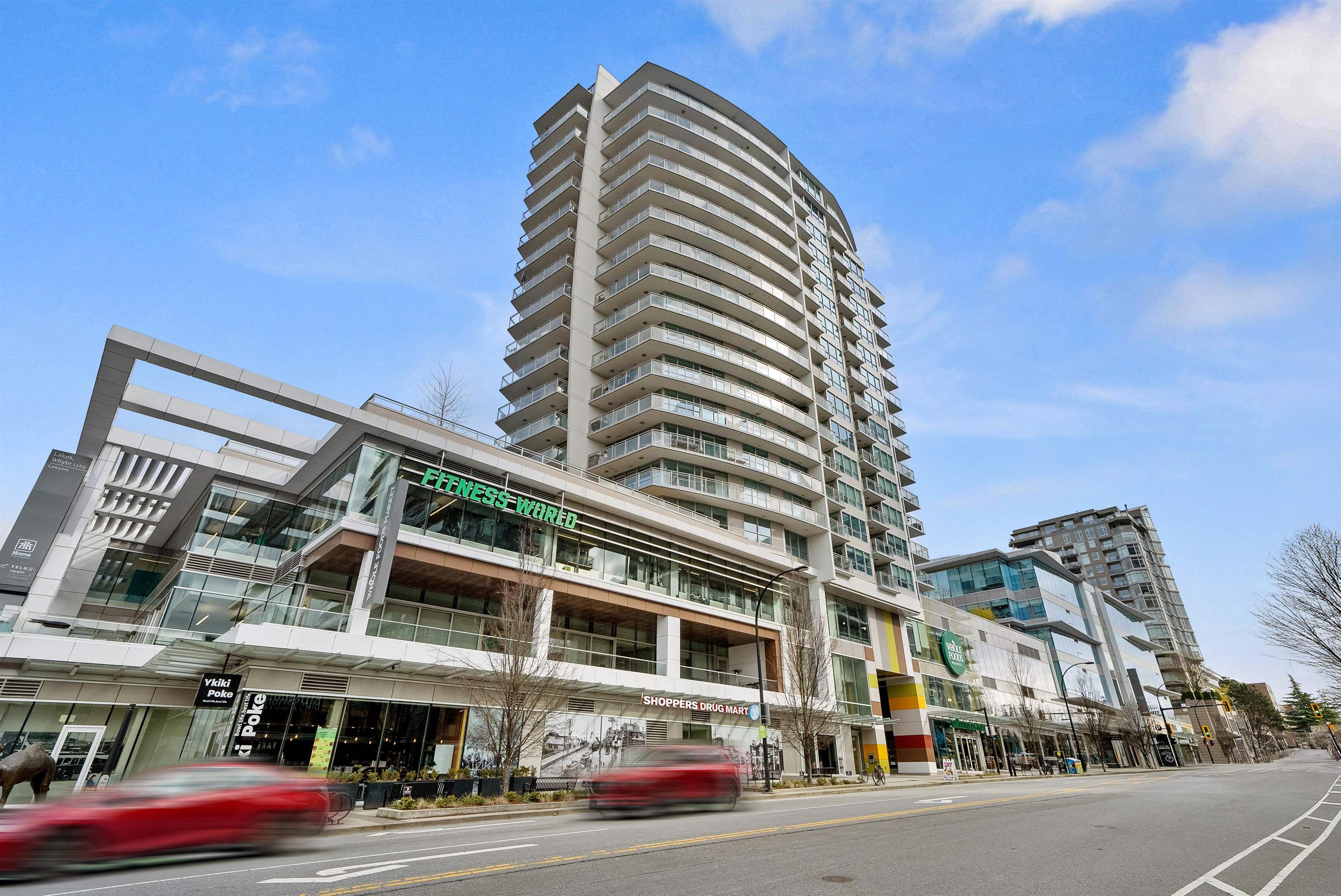 Listing image of 901 112 E 13 STREET
