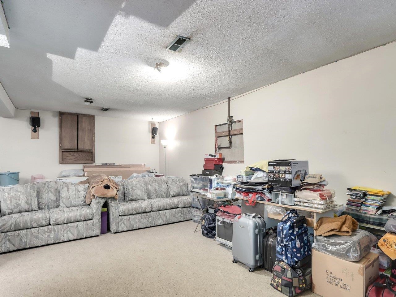 Listing image of 2027 KIRKSTONE ROAD