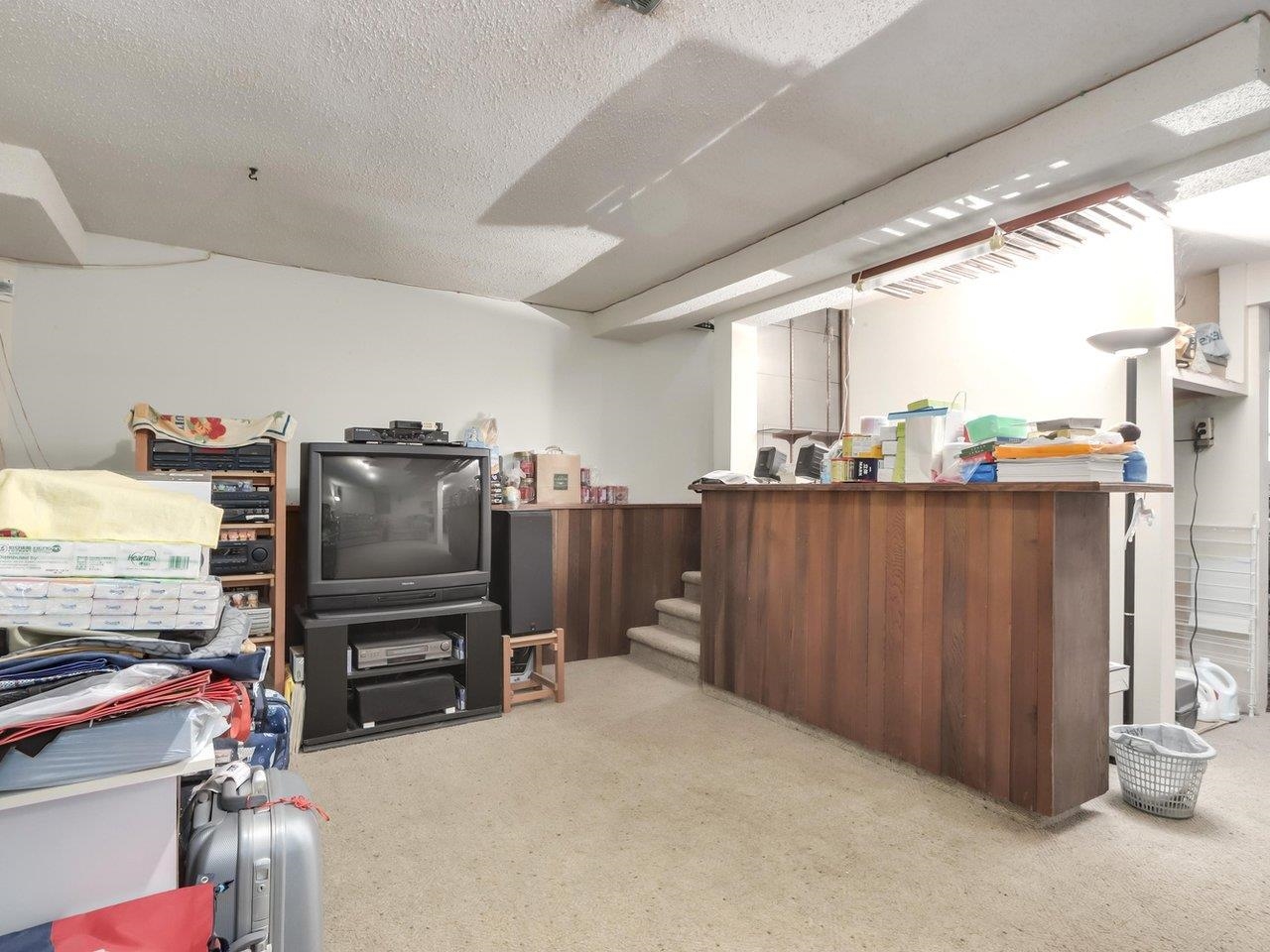 Listing image of 2027 KIRKSTONE ROAD