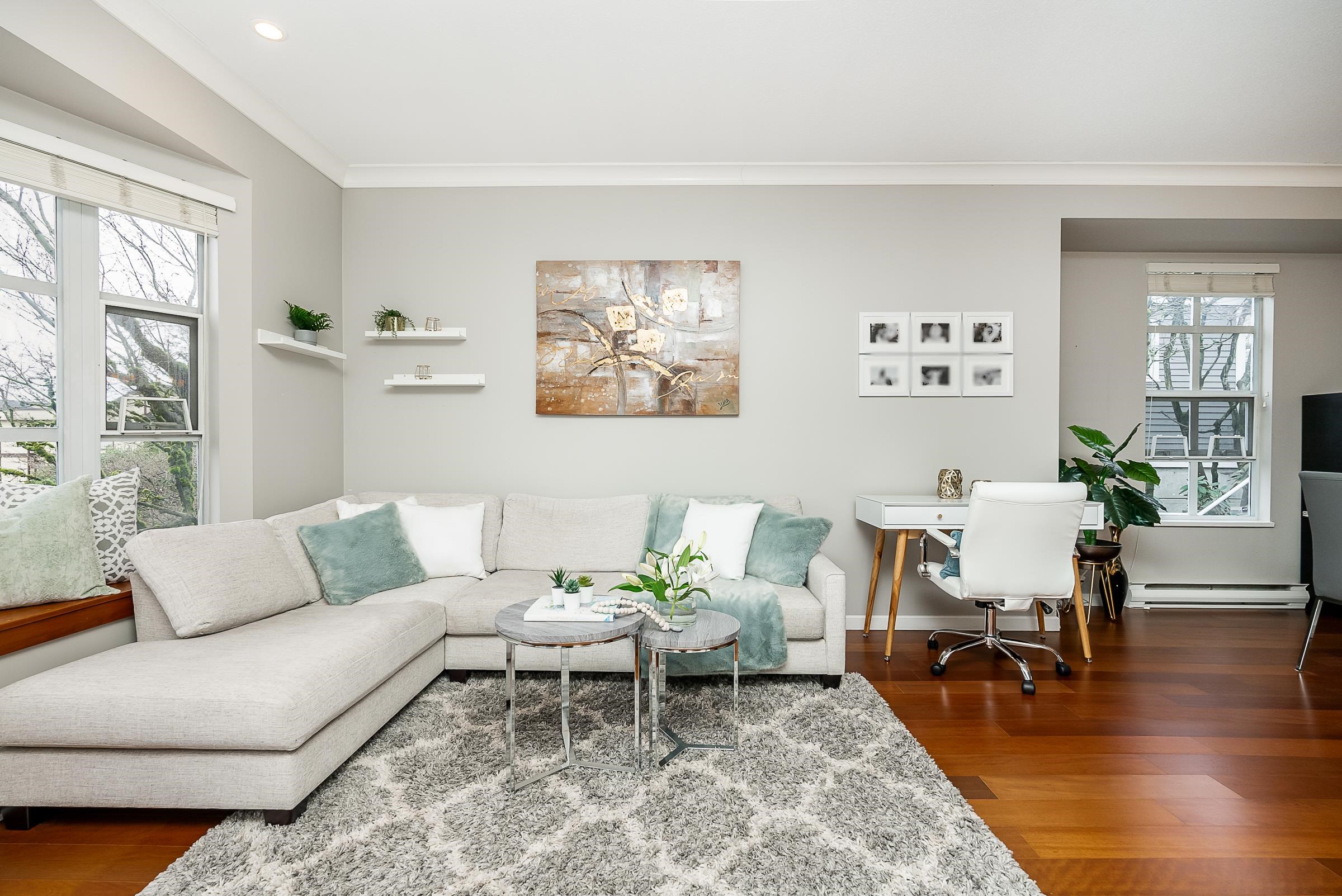Listing image of 104 222 W 4TH STREET