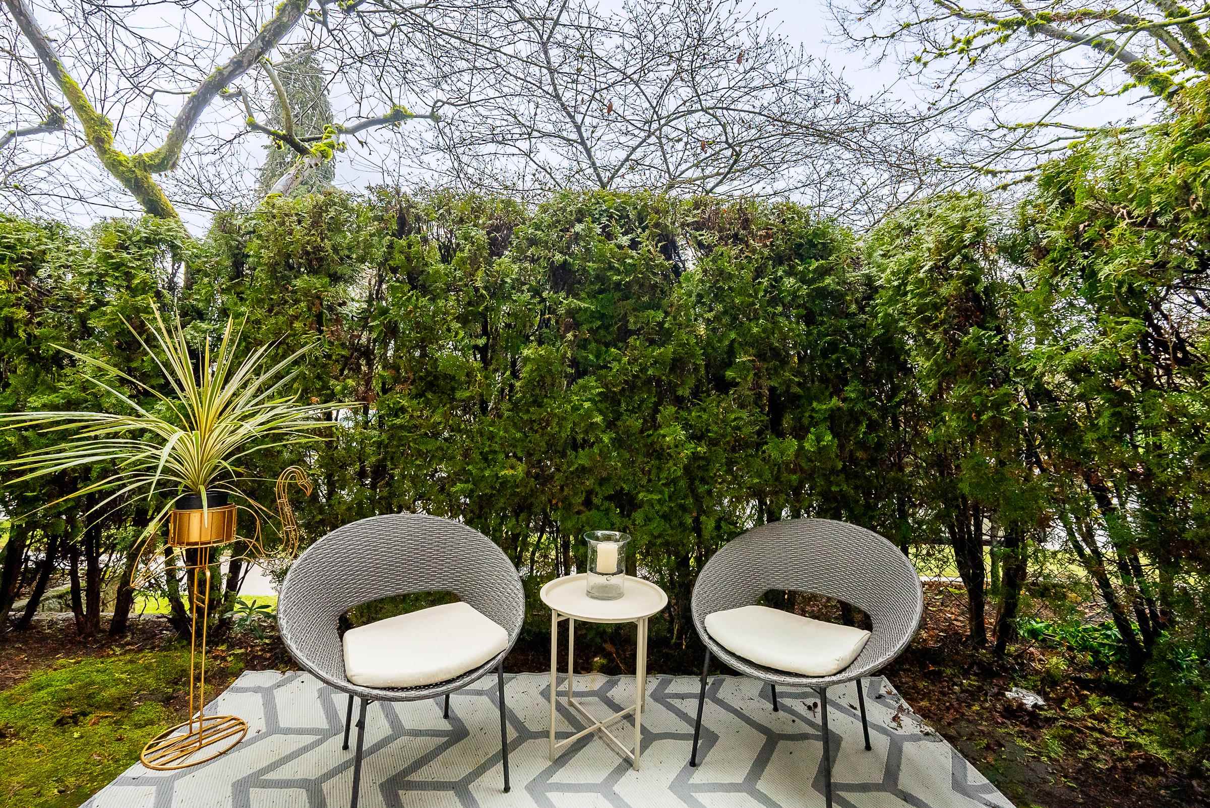 Listing image of 104 222 W 4TH STREET