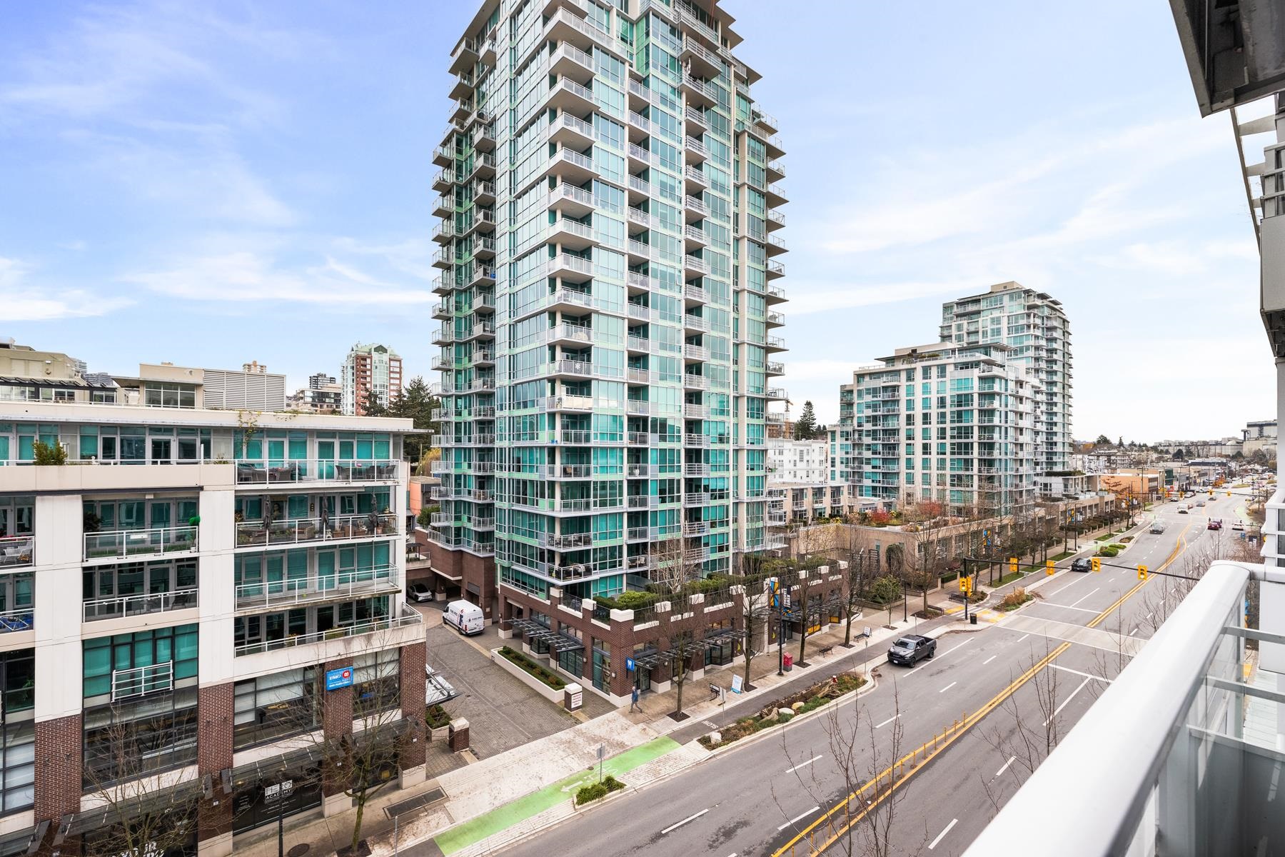 Listing image of 607 133 E ESPLANADE AVENUE