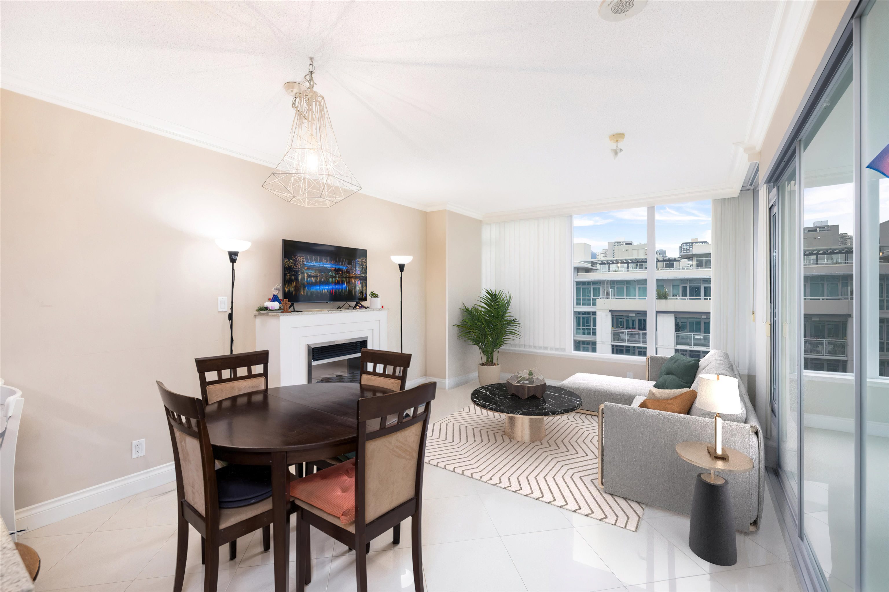 Listing image of 607 133 E ESPLANADE AVENUE