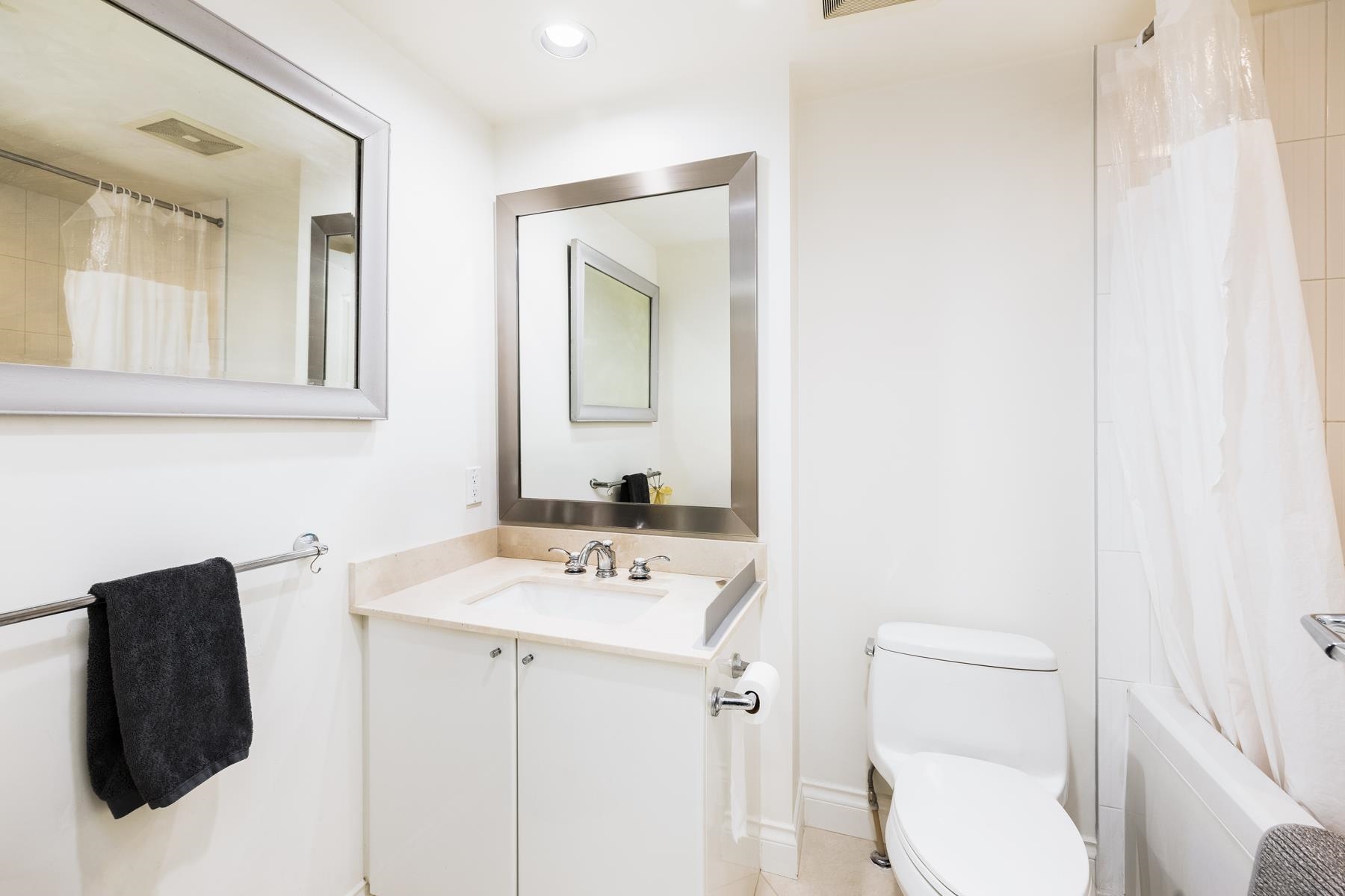 Listing image of 607 133 E ESPLANADE AVENUE