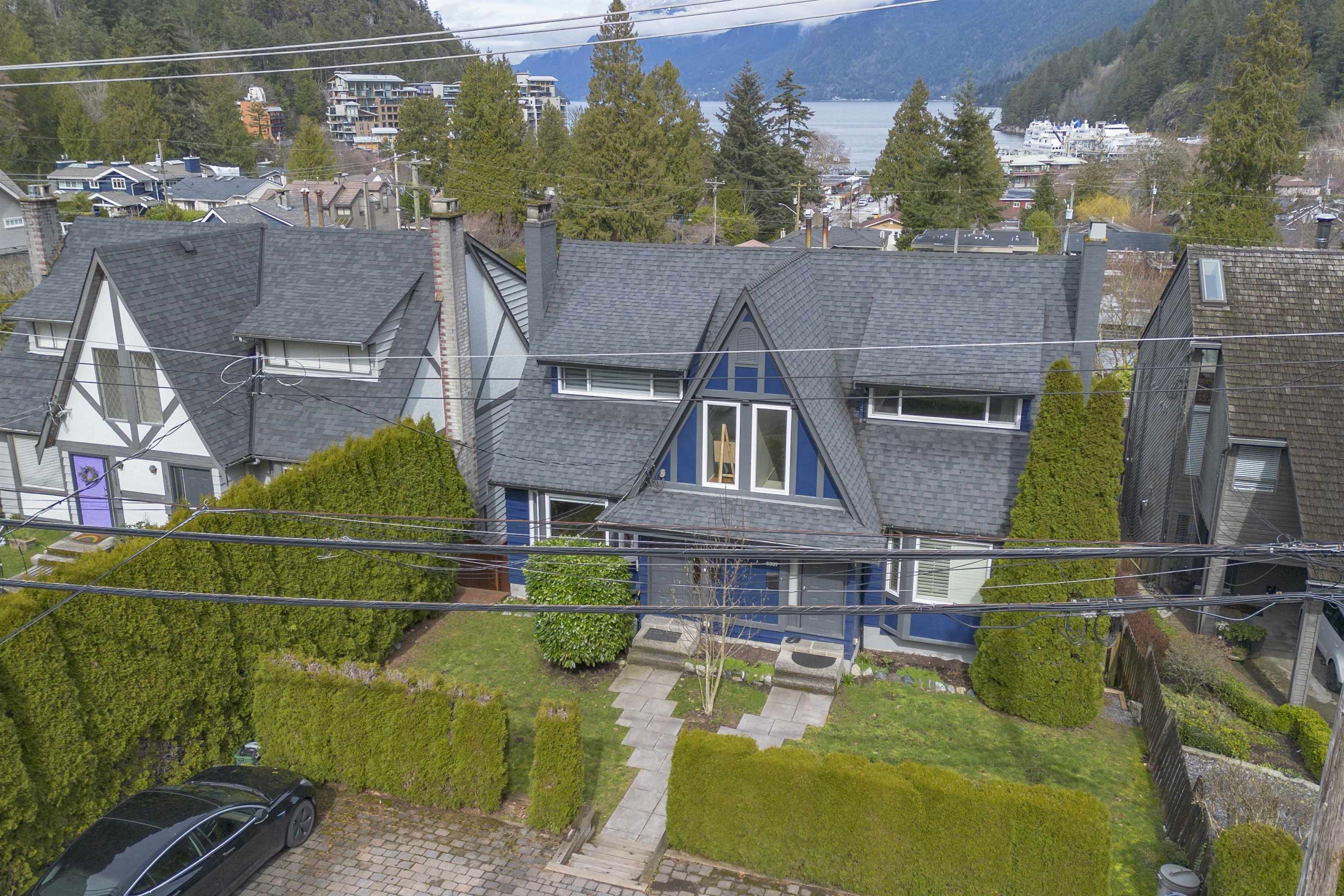 Listing image of 6389 CHATHAM STREET