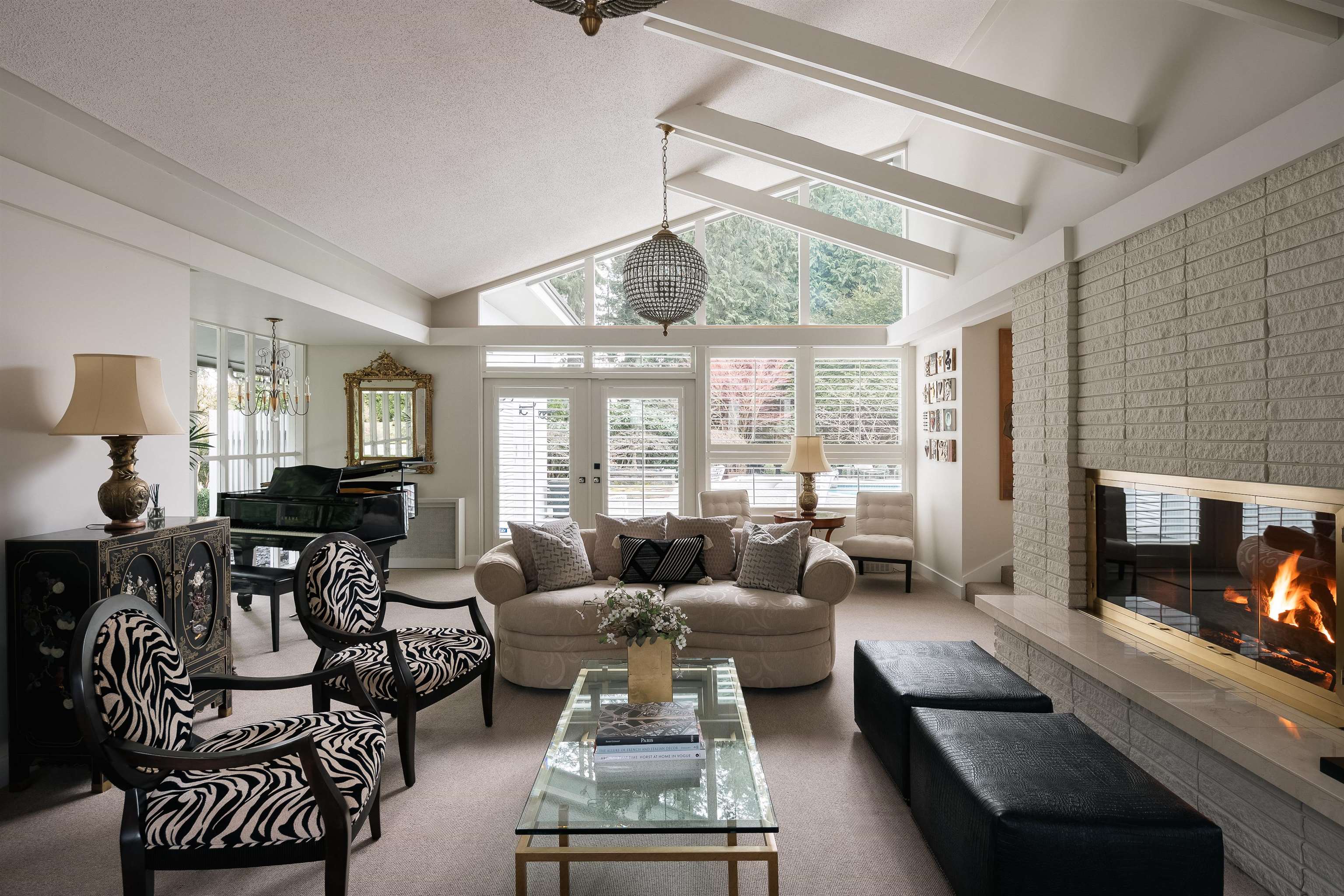 Listing image of 425 RABBIT LANE