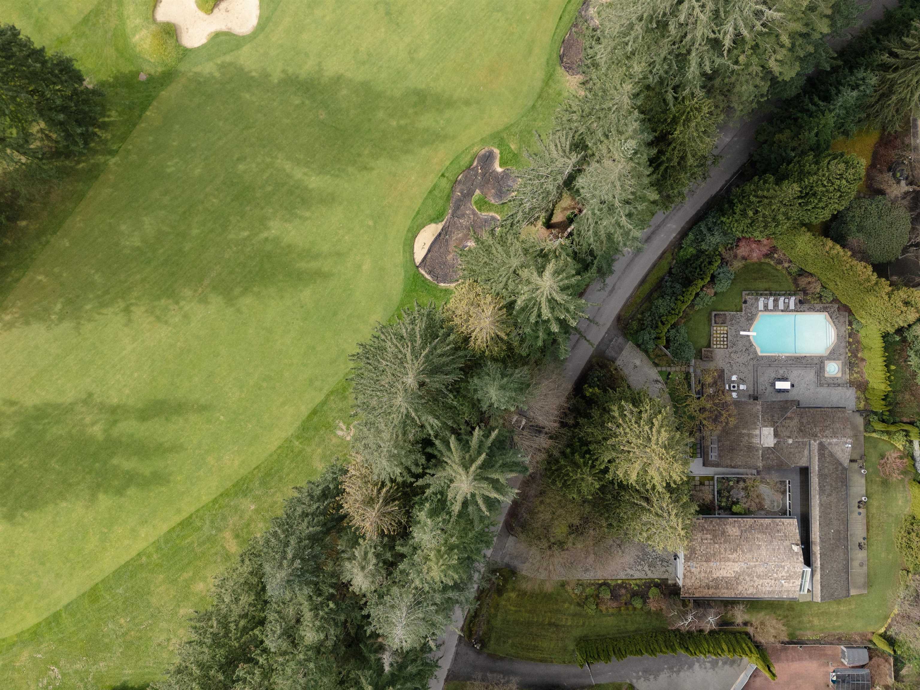 Listing image of 425 RABBIT LANE