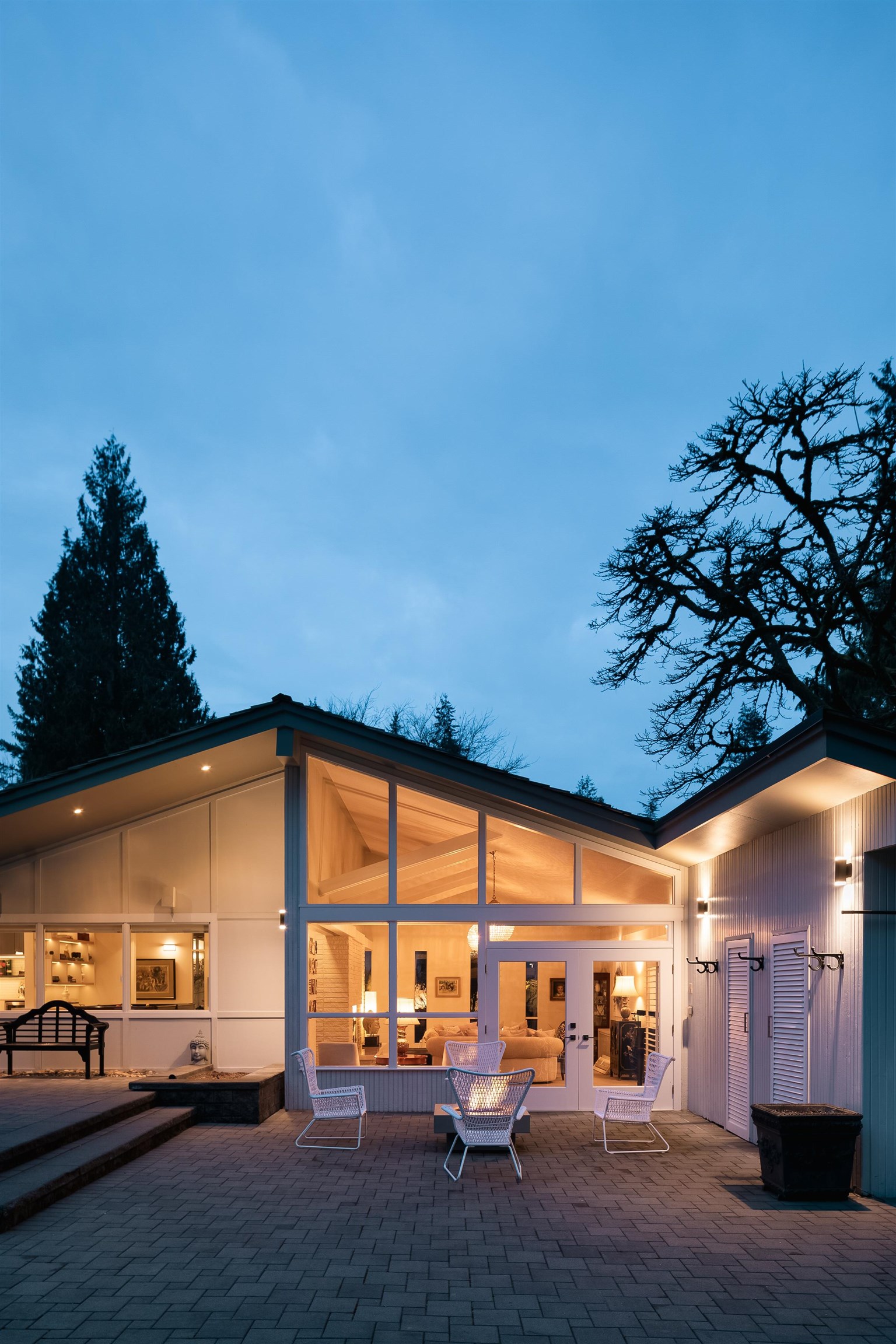 Listing image of 425 RABBIT LANE