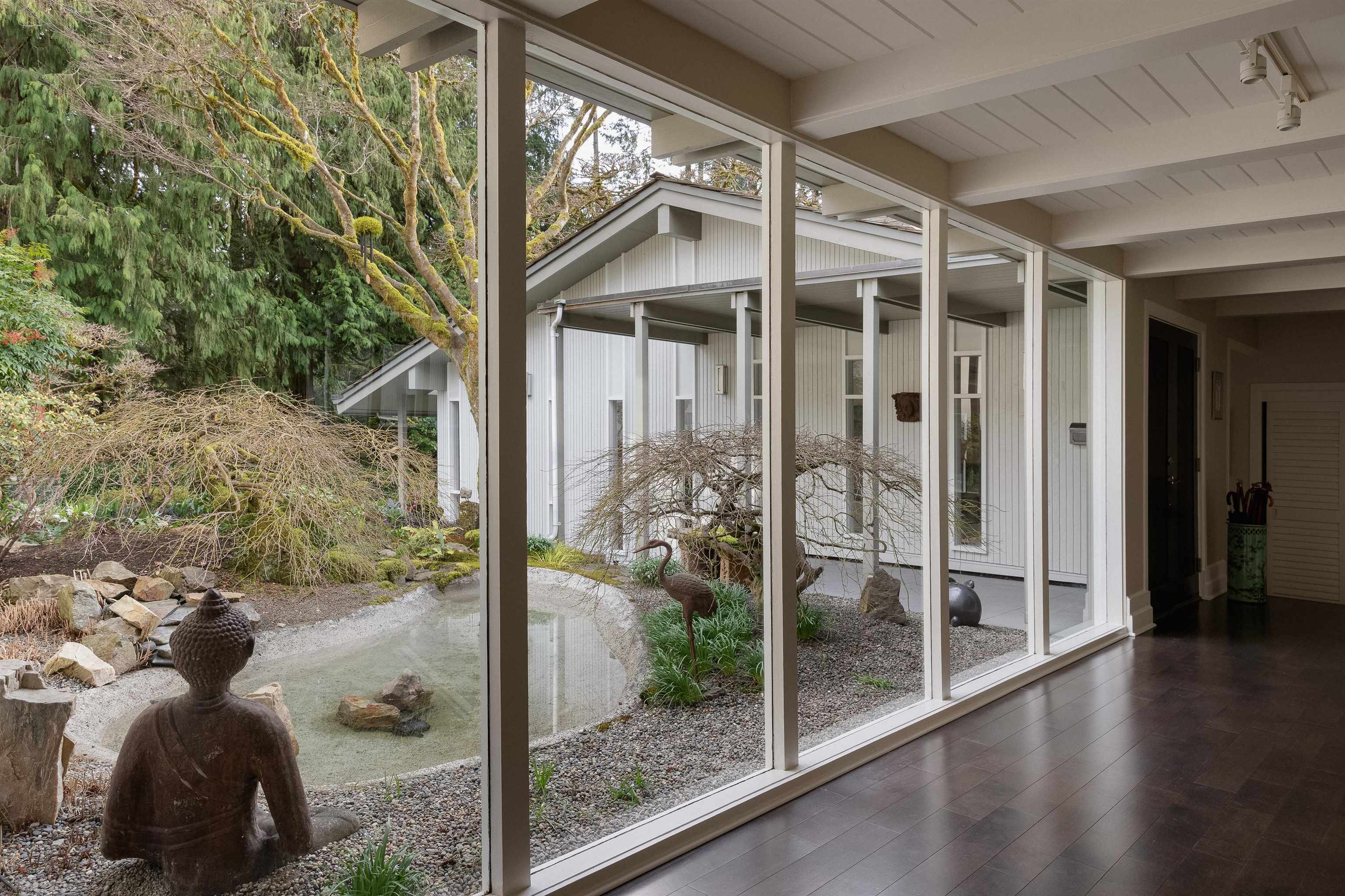 Listing image of 425 RABBIT LANE