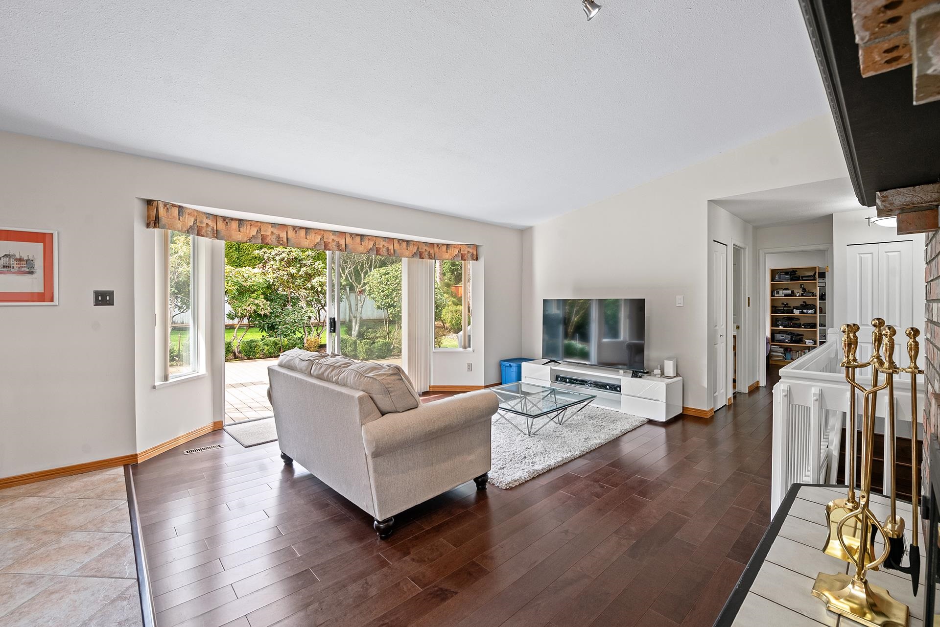 Listing image of 4130 RUSSELL COURT
