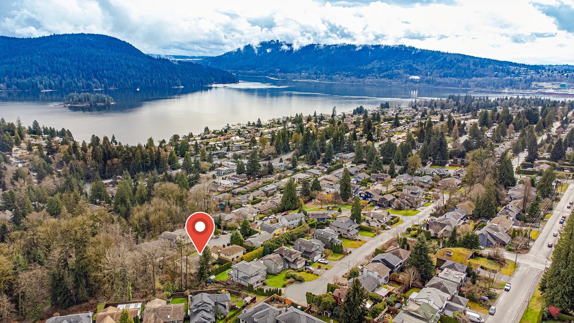 Listing image of 4130 RUSSELL COURT