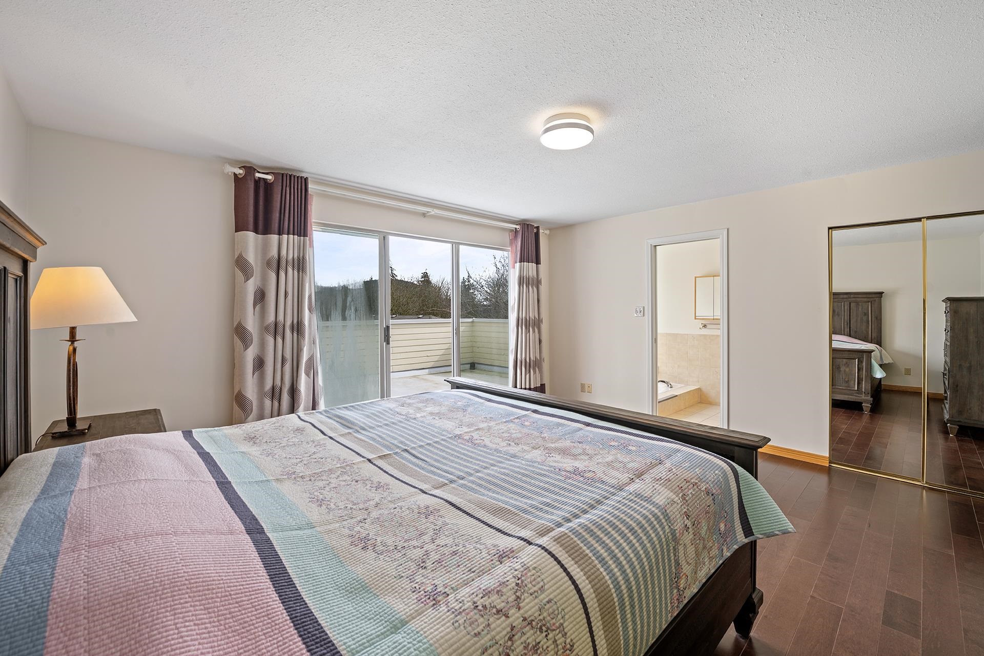 Listing image of 4130 RUSSELL COURT