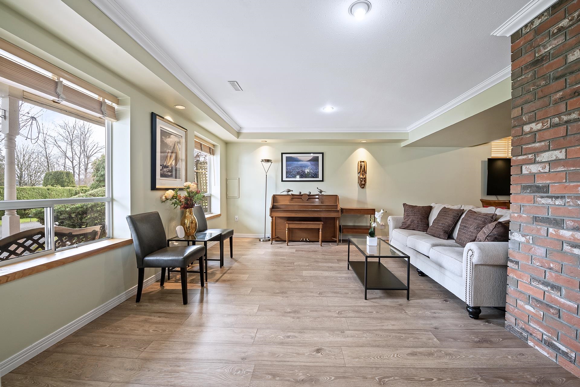 Listing image of 4130 RUSSELL COURT