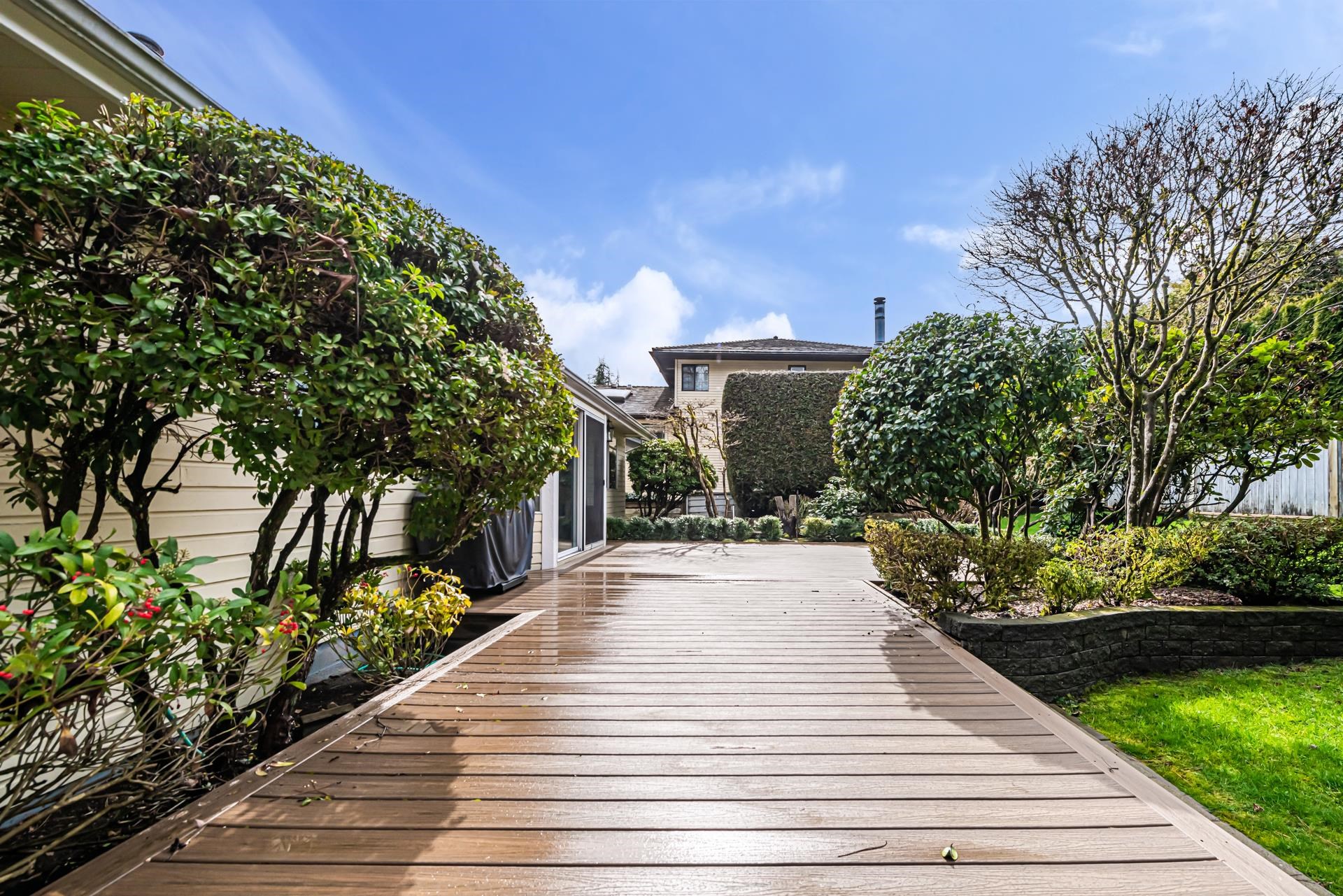 Listing image of 4130 RUSSELL COURT