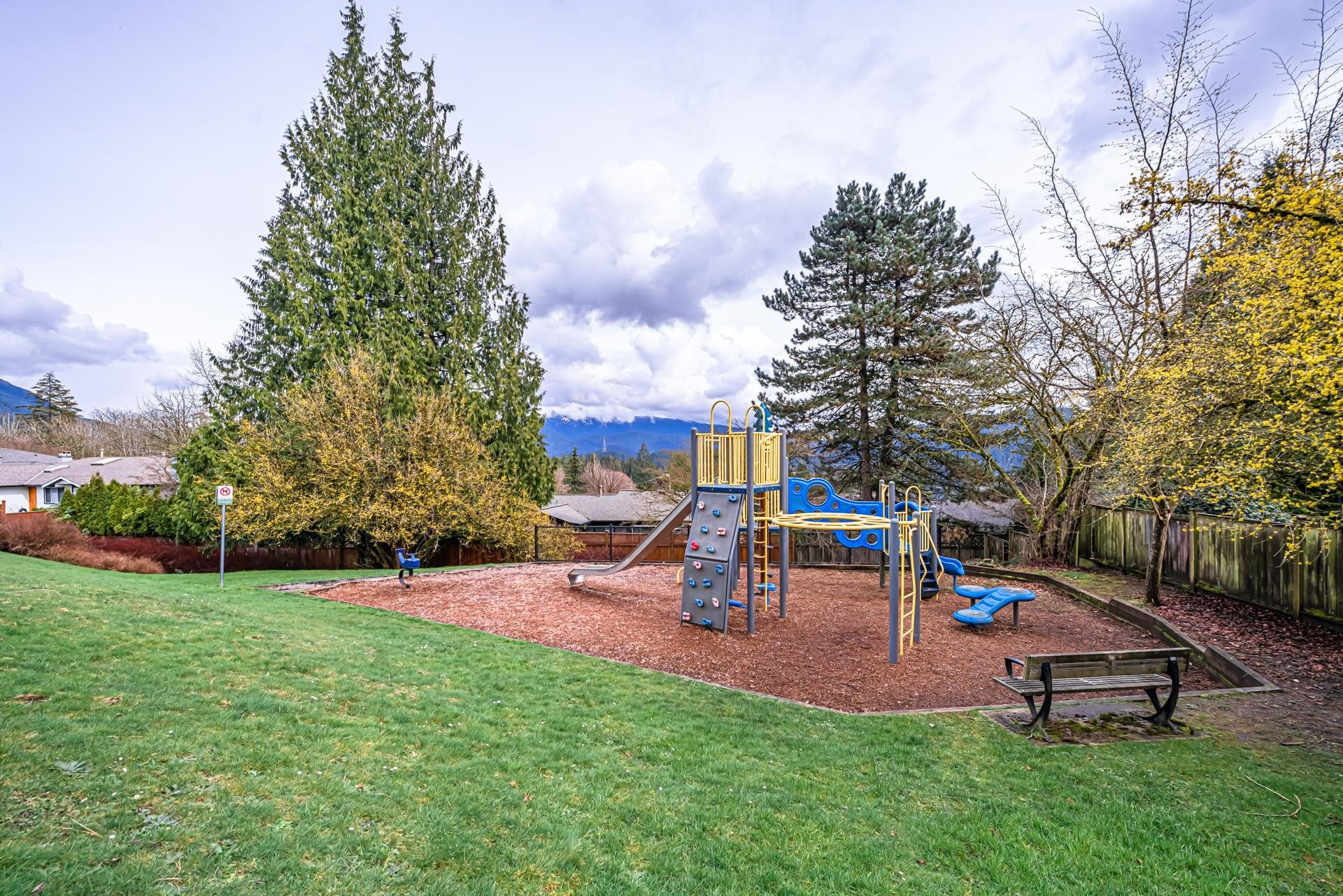 Listing image of 4130 RUSSELL COURT