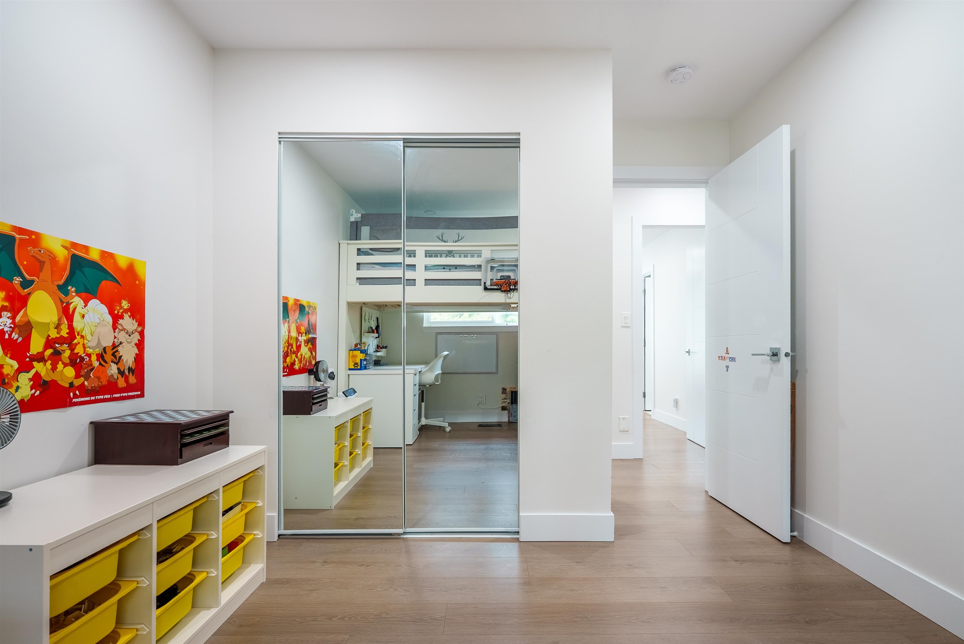 Listing image of 757 E 18TH STREET