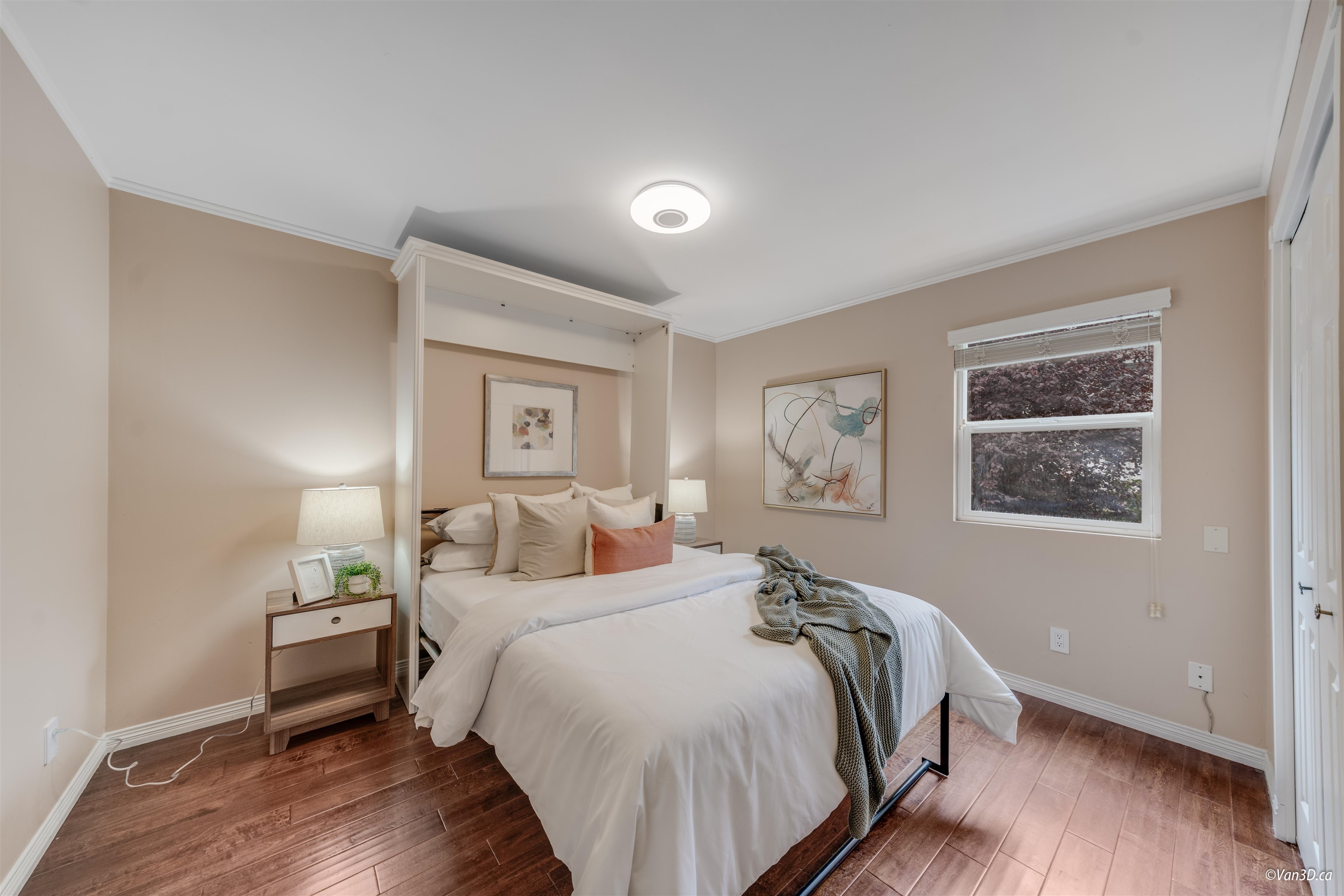Listing image of 1165 DEEP COVE ROAD
