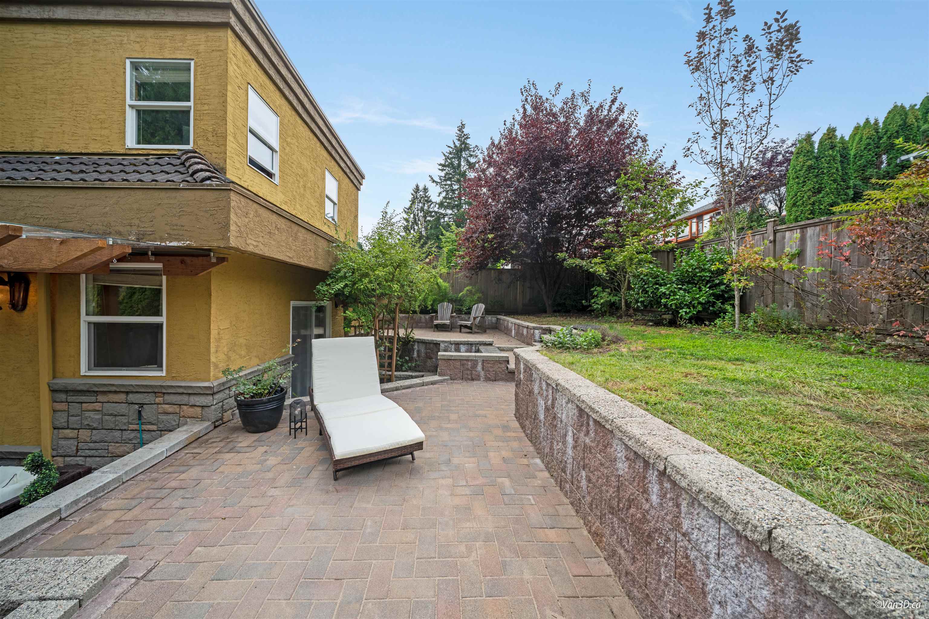 Listing image of 1165 DEEP COVE ROAD