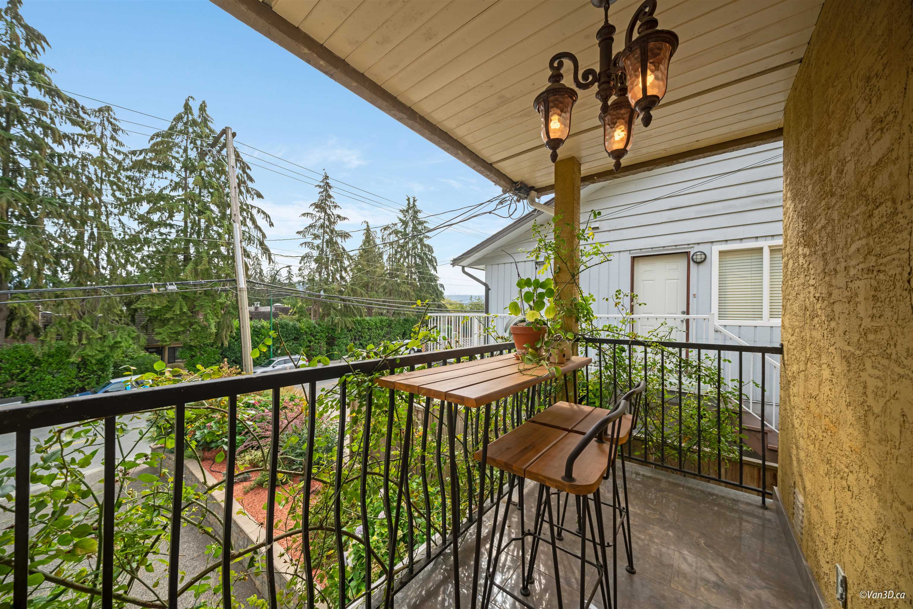 Listing image of 1165 DEEP COVE ROAD