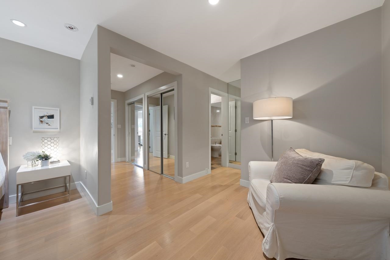 Listing image of 5620 EAGLE COURT