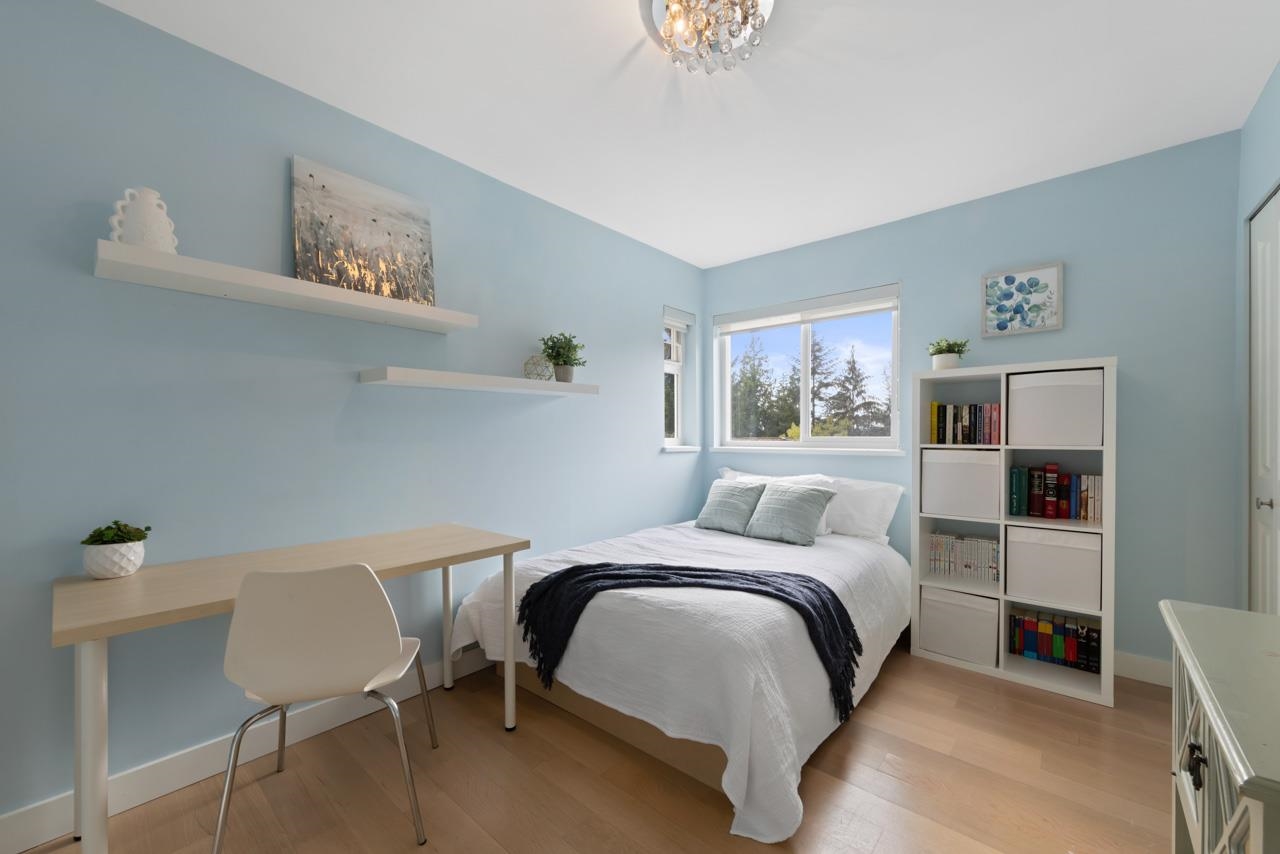 Listing image of 5620 EAGLE COURT