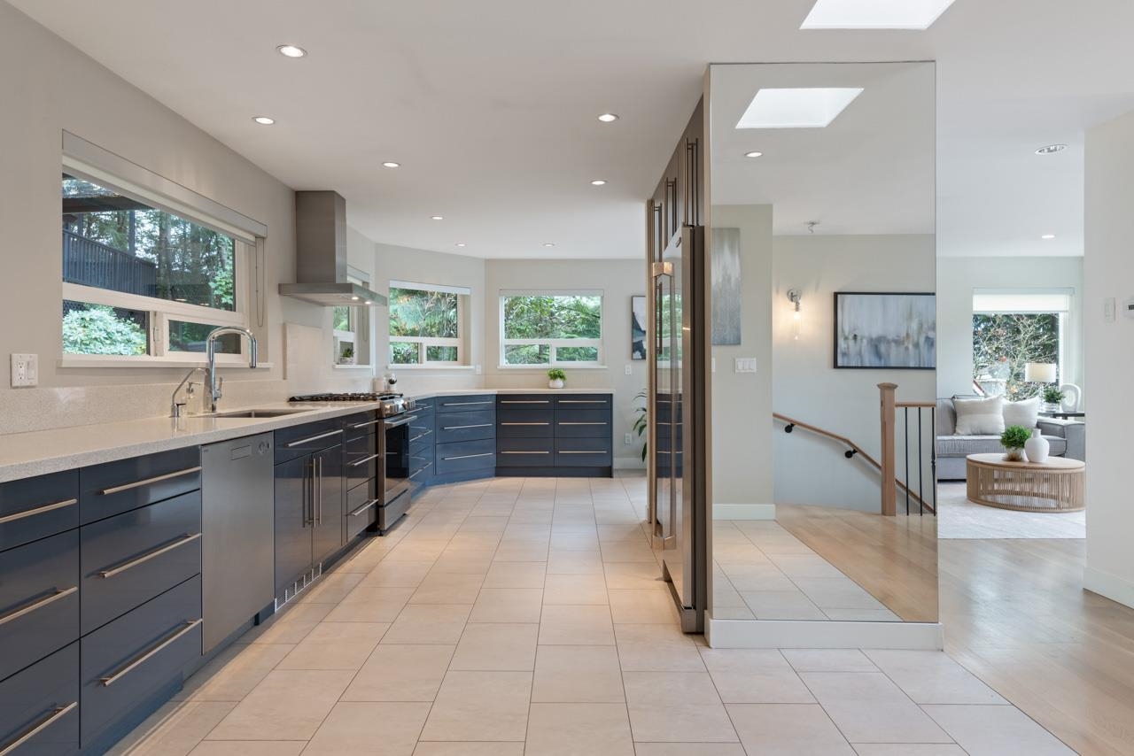 Listing image of 5620 EAGLE COURT