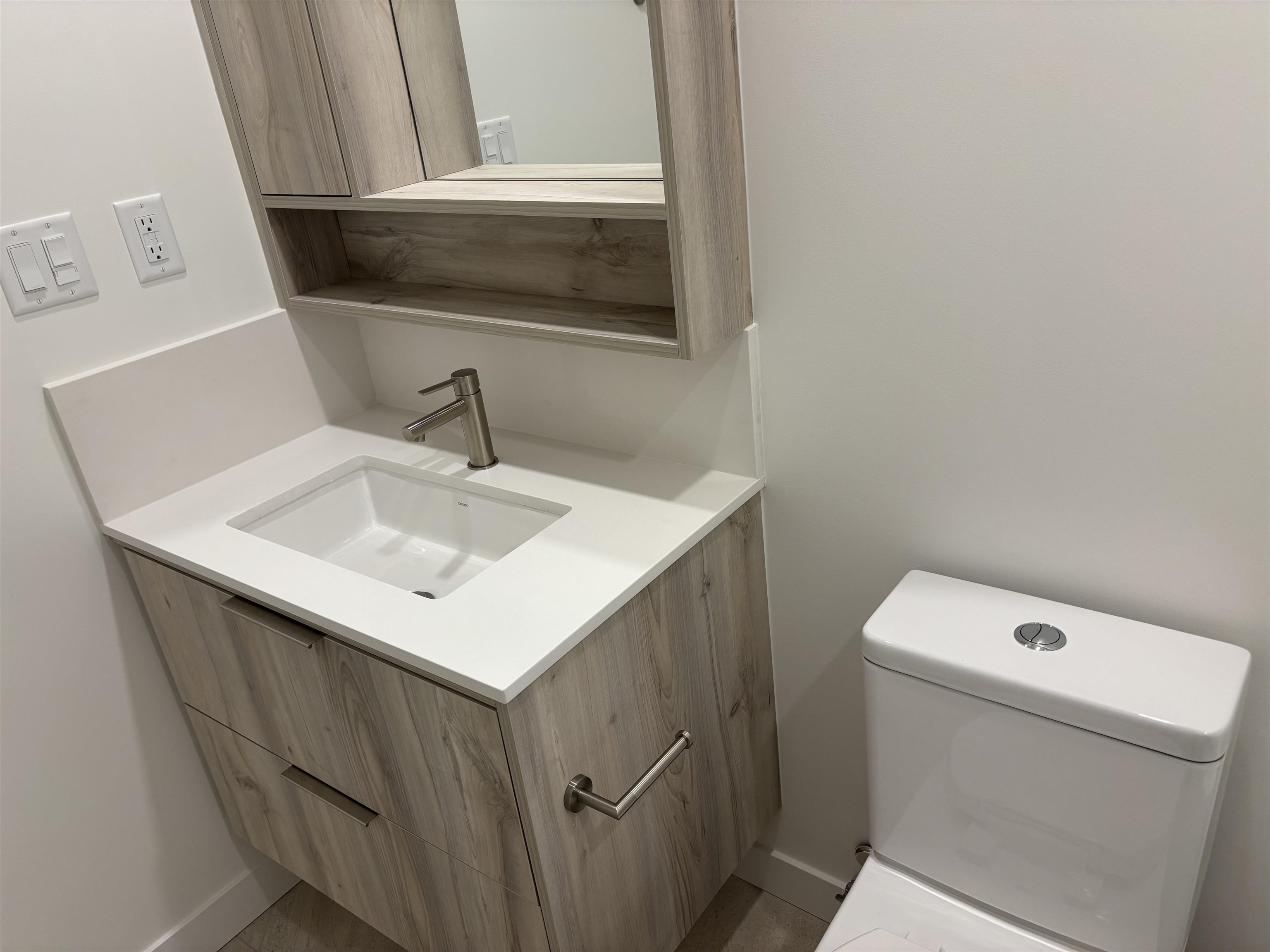 Listing image of 516 3596 MALSUM DRIVE