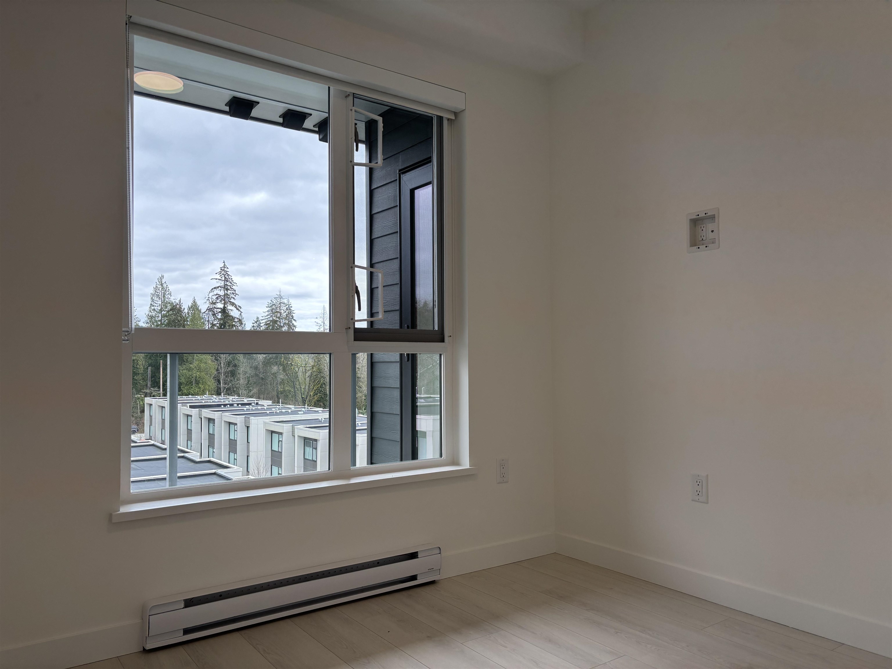 Listing image of 516 3596 MALSUM DRIVE