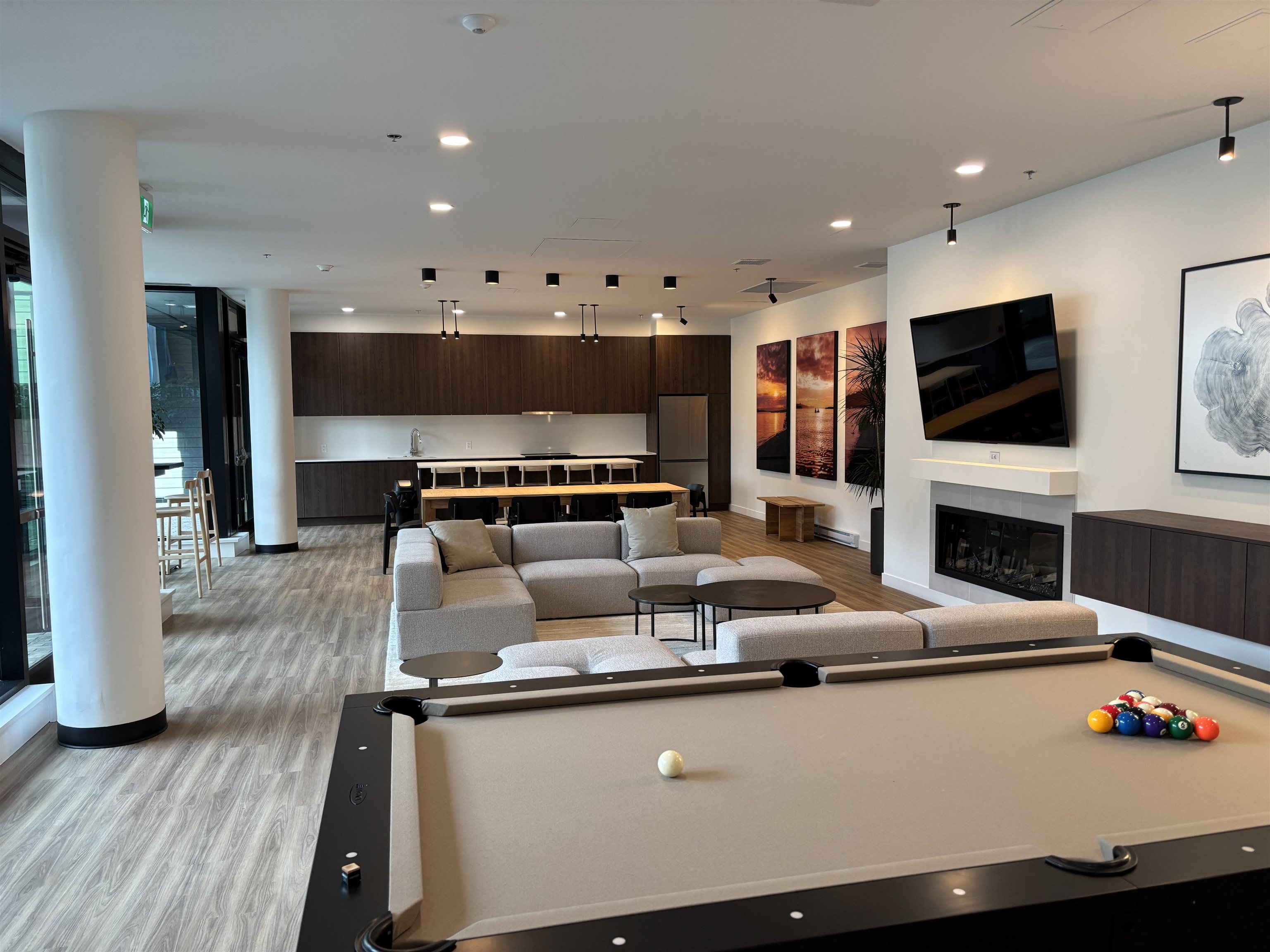 Listing image of 516 3596 MALSUM DRIVE