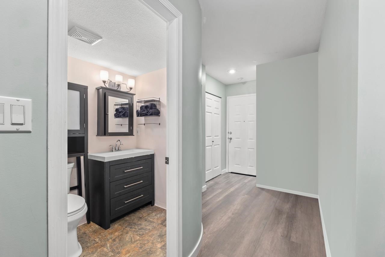 Listing image of 101 320 W 2ND STREET