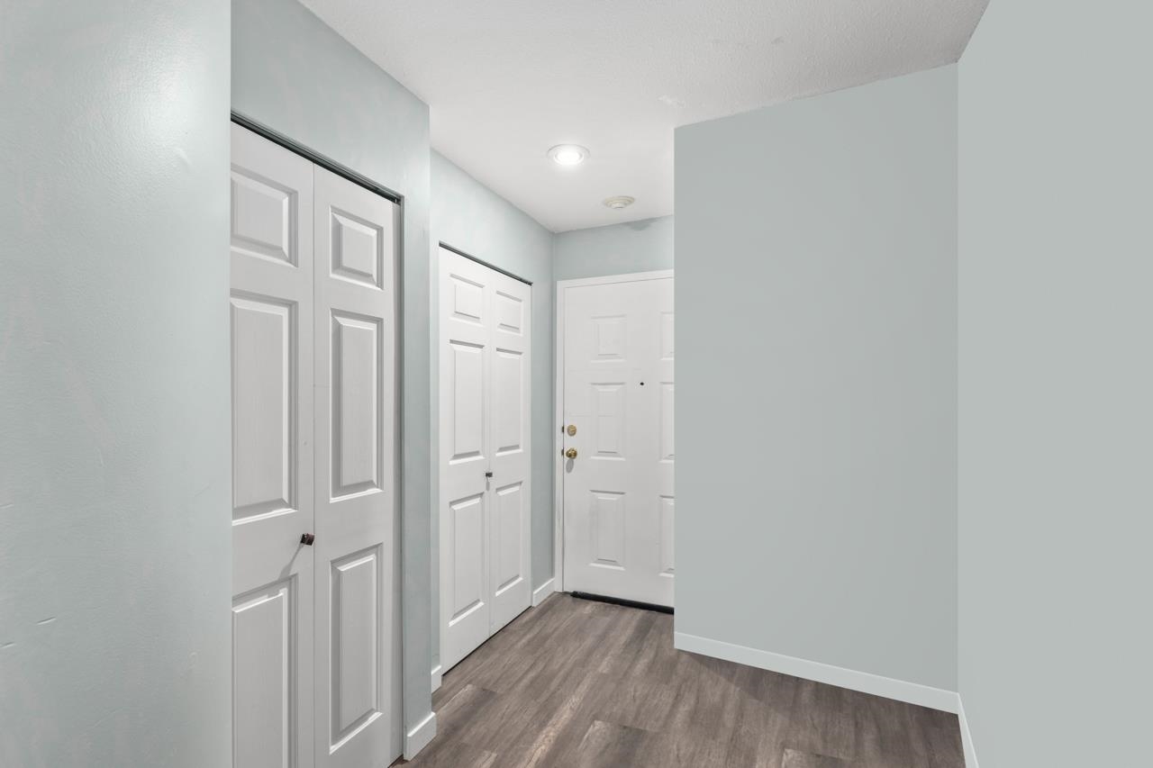 Listing image of 101 320 W 2ND STREET