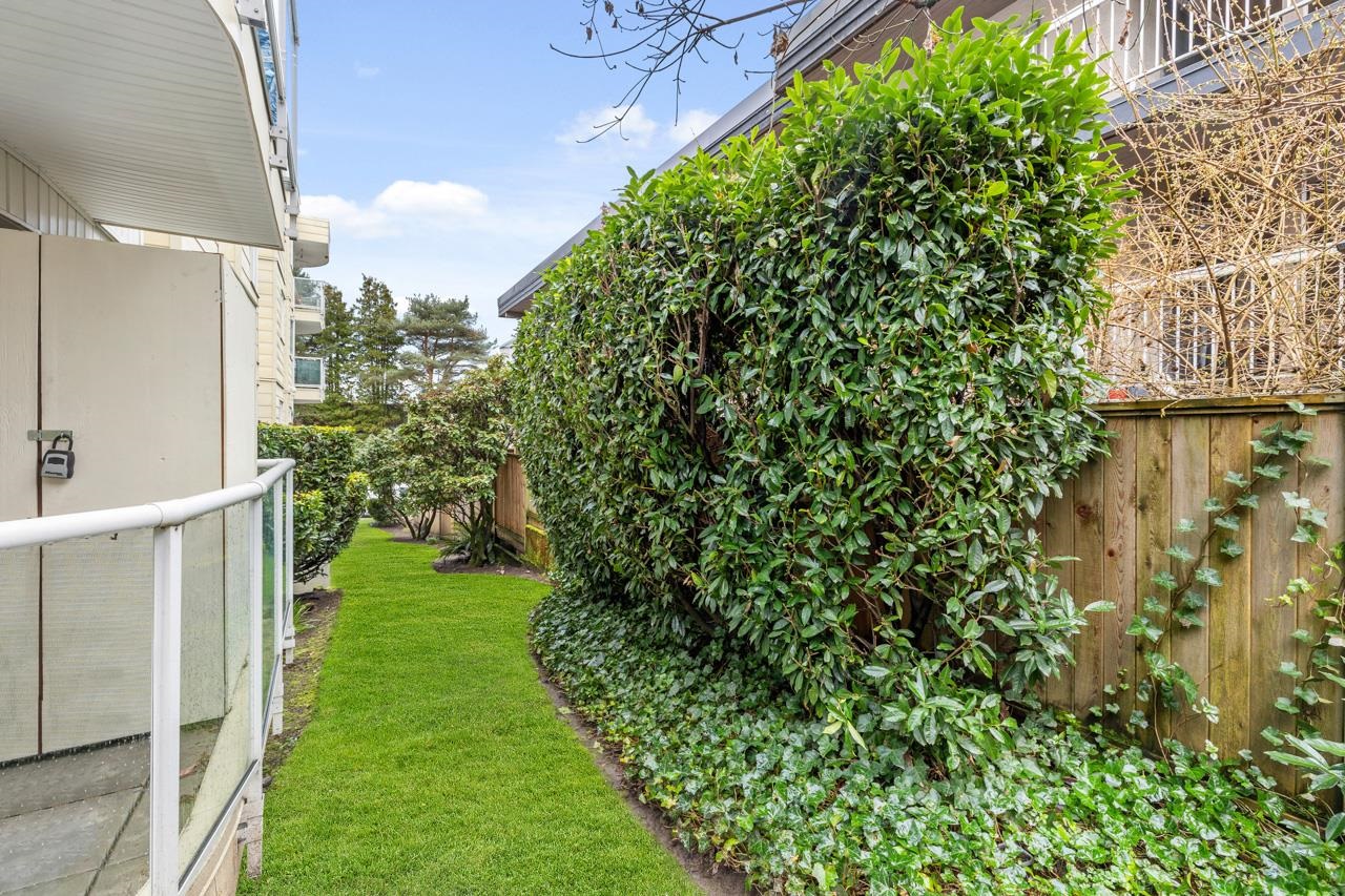 Listing image of 101 320 W 2ND STREET