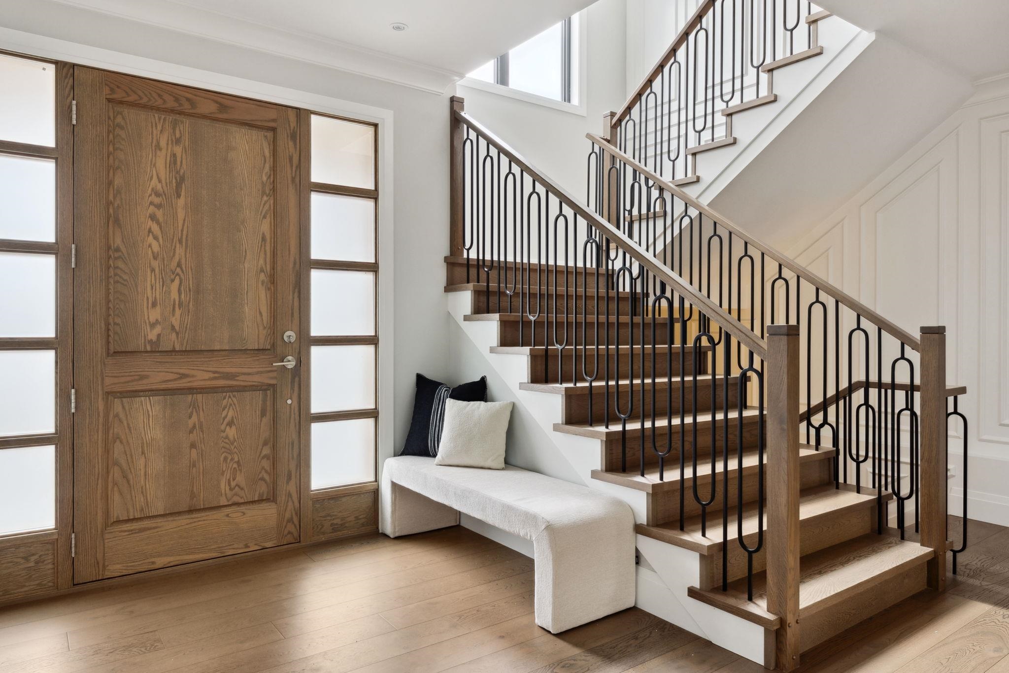 Listing image of 939 FOREST HILLS DRIVE