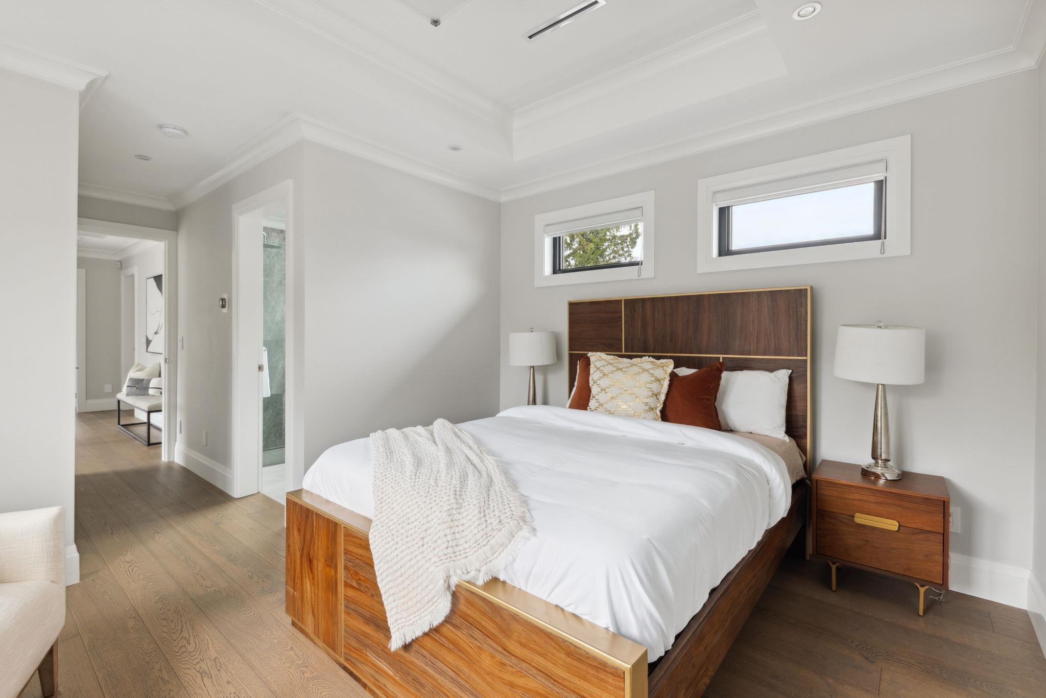 Listing image of 939 FOREST HILLS DRIVE