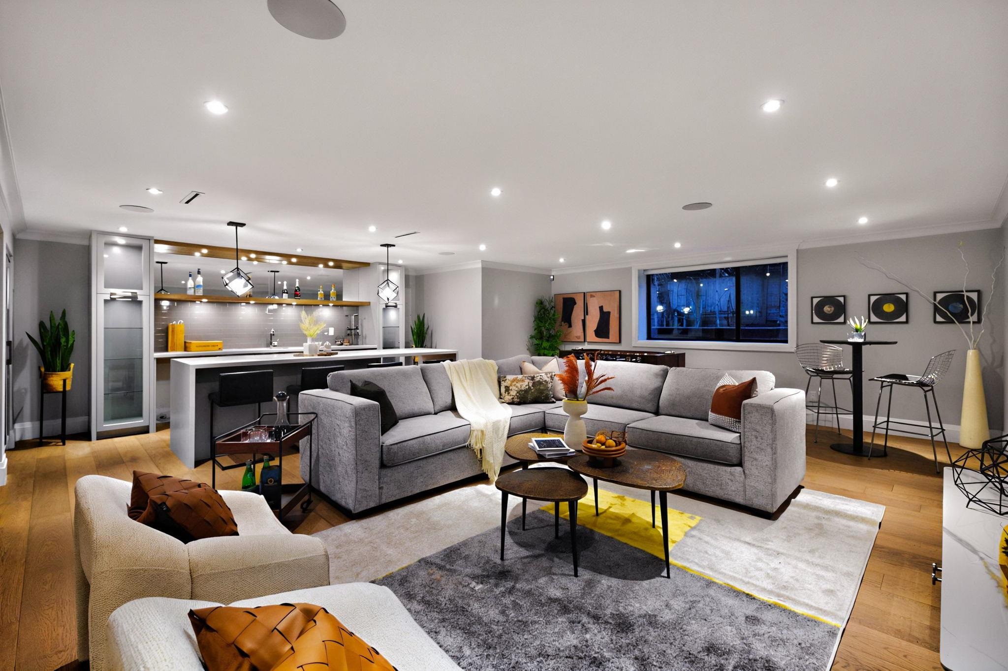 Listing image of 939 FOREST HILLS DRIVE