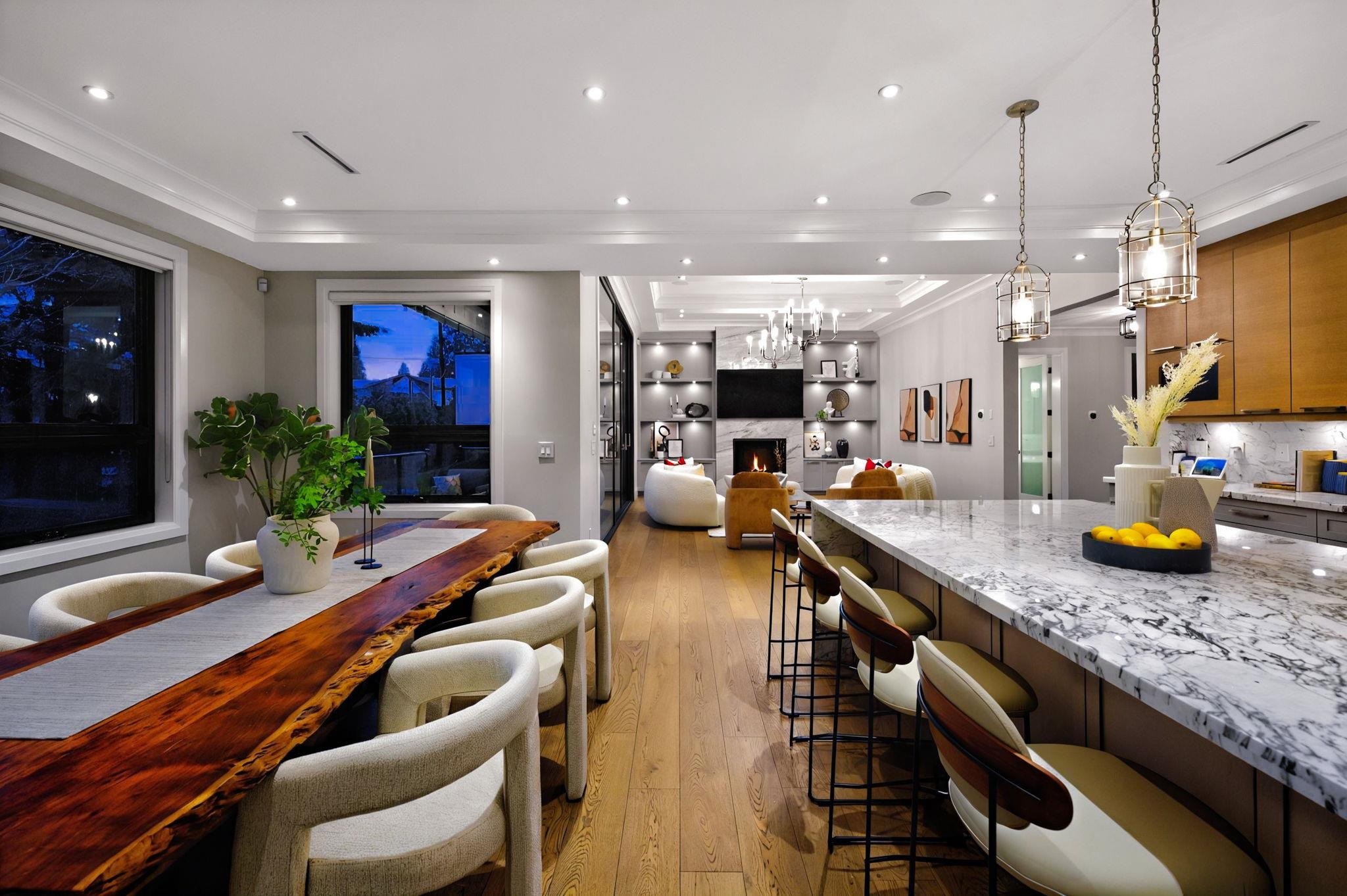 Listing image of 939 FOREST HILLS DRIVE