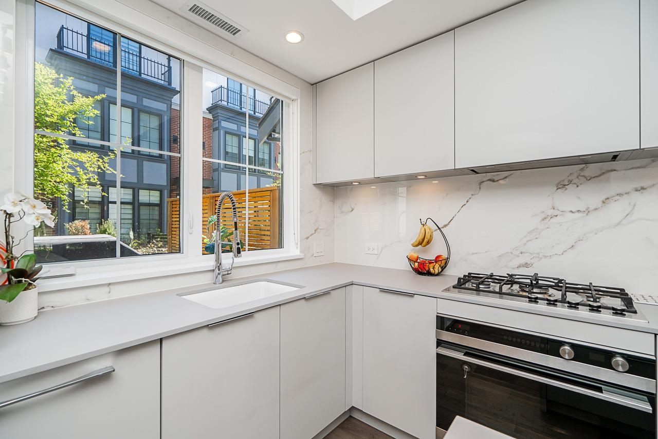 Listing image of 119 2070 CURLING ROAD