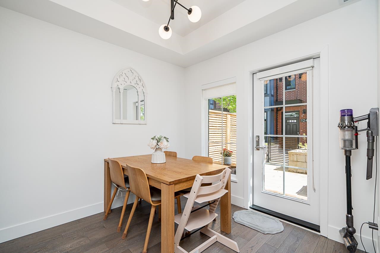 Listing image of 119 2070 CURLING ROAD