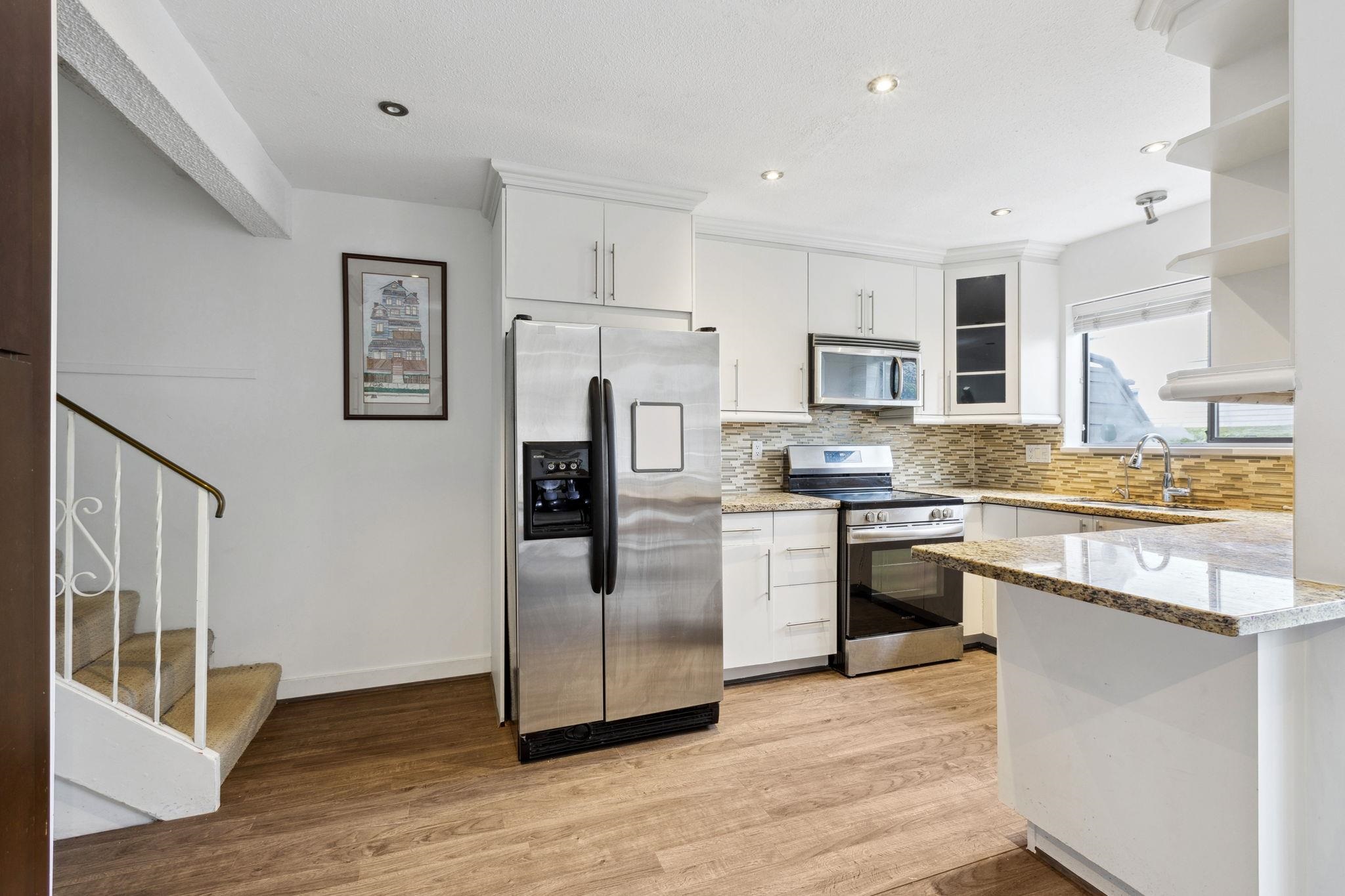 Listing image of 311 ST. ANDREWS AVENUE