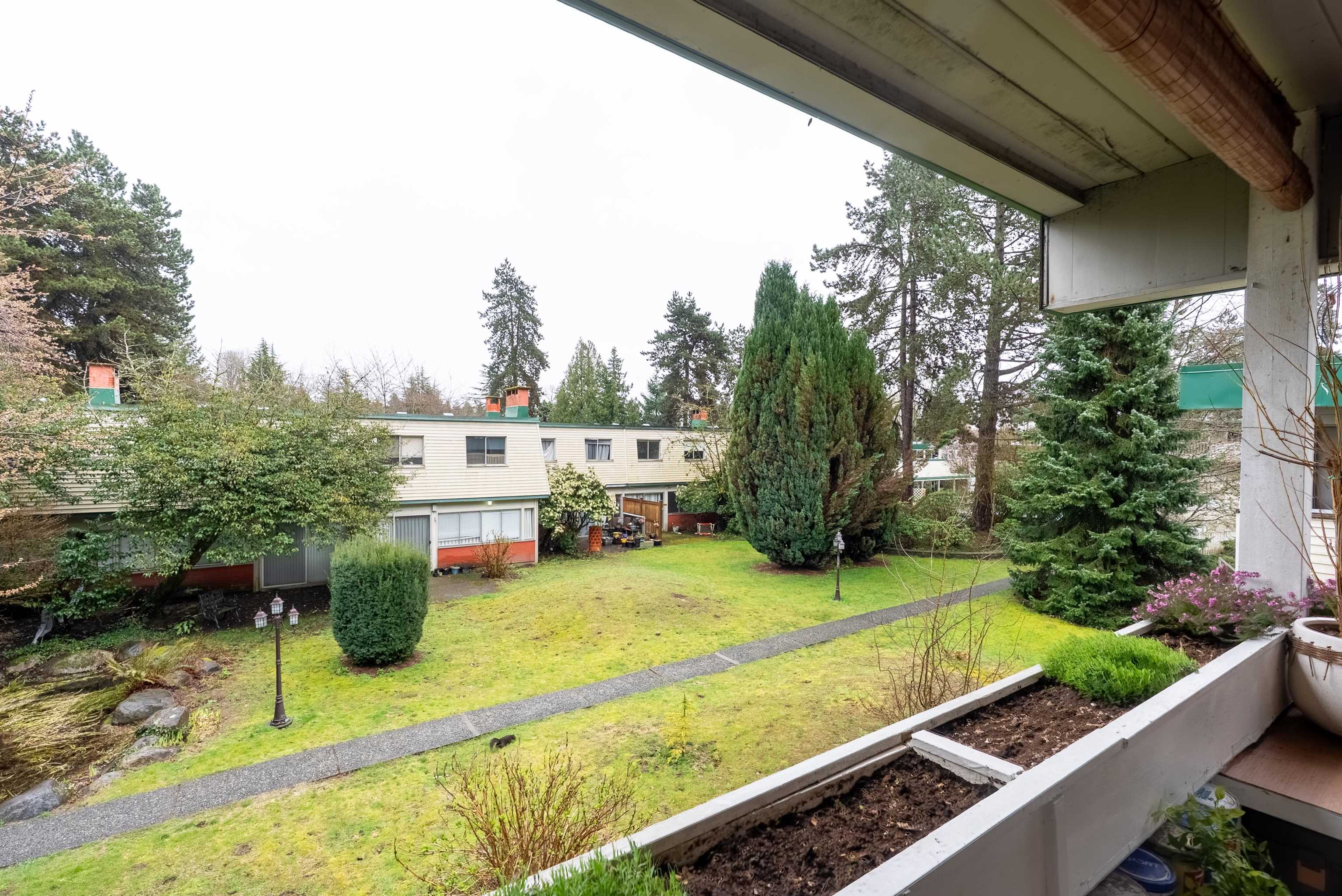 Listing image of 854 WESTVIEW CRESCENT